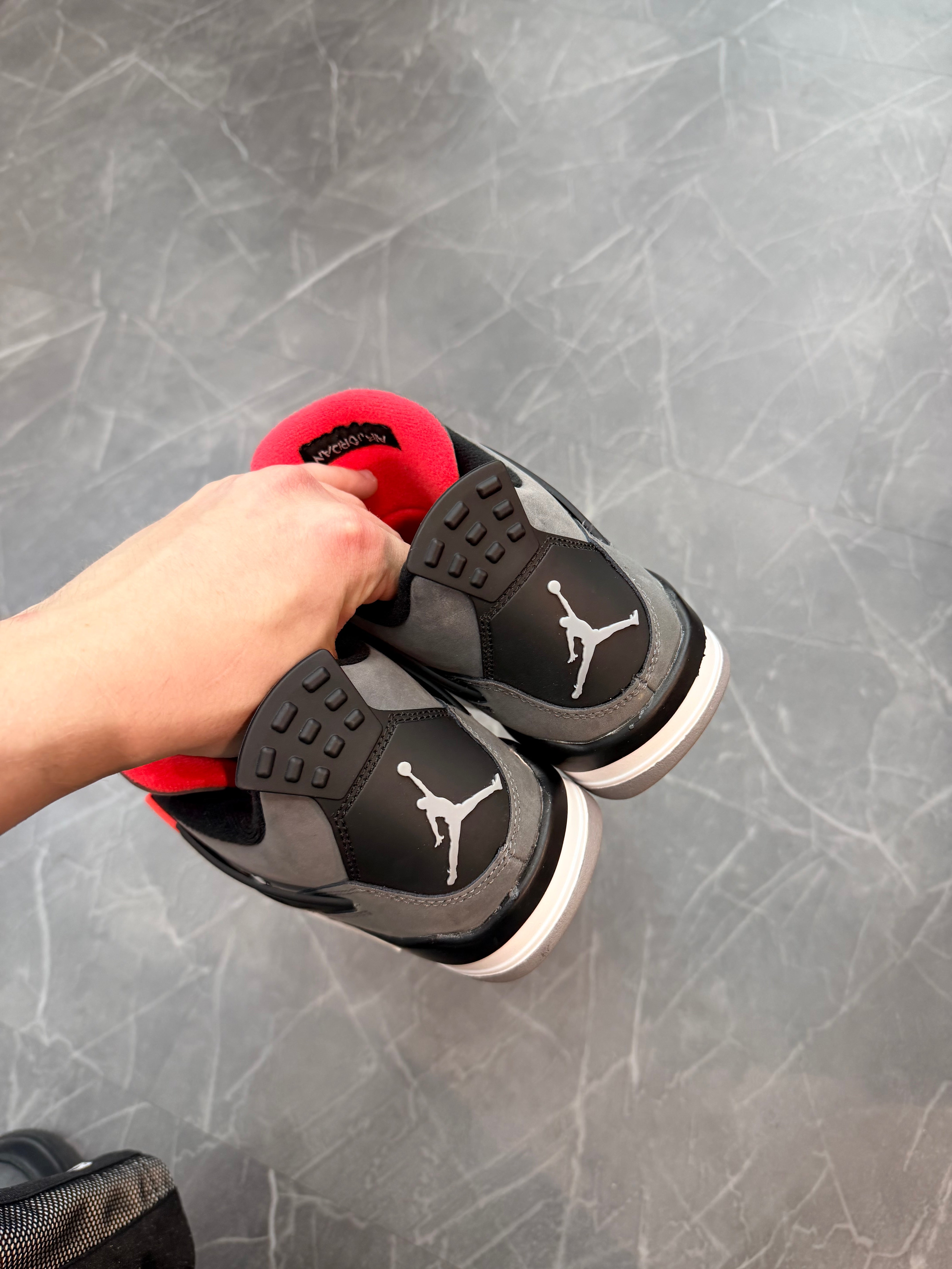 Jordan 4 “Infrared”