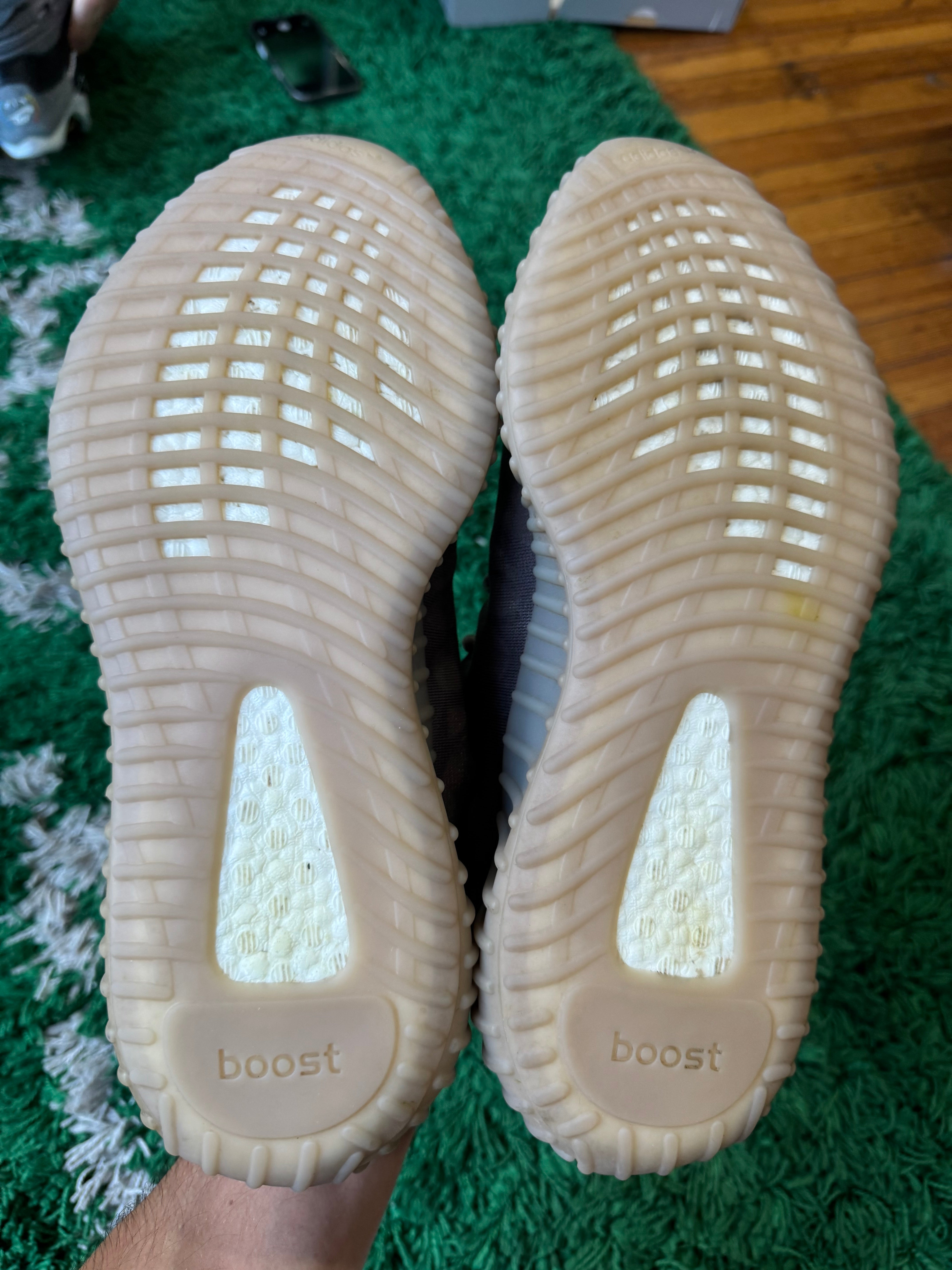 Yeezy Boost 350 “Mono Mist”