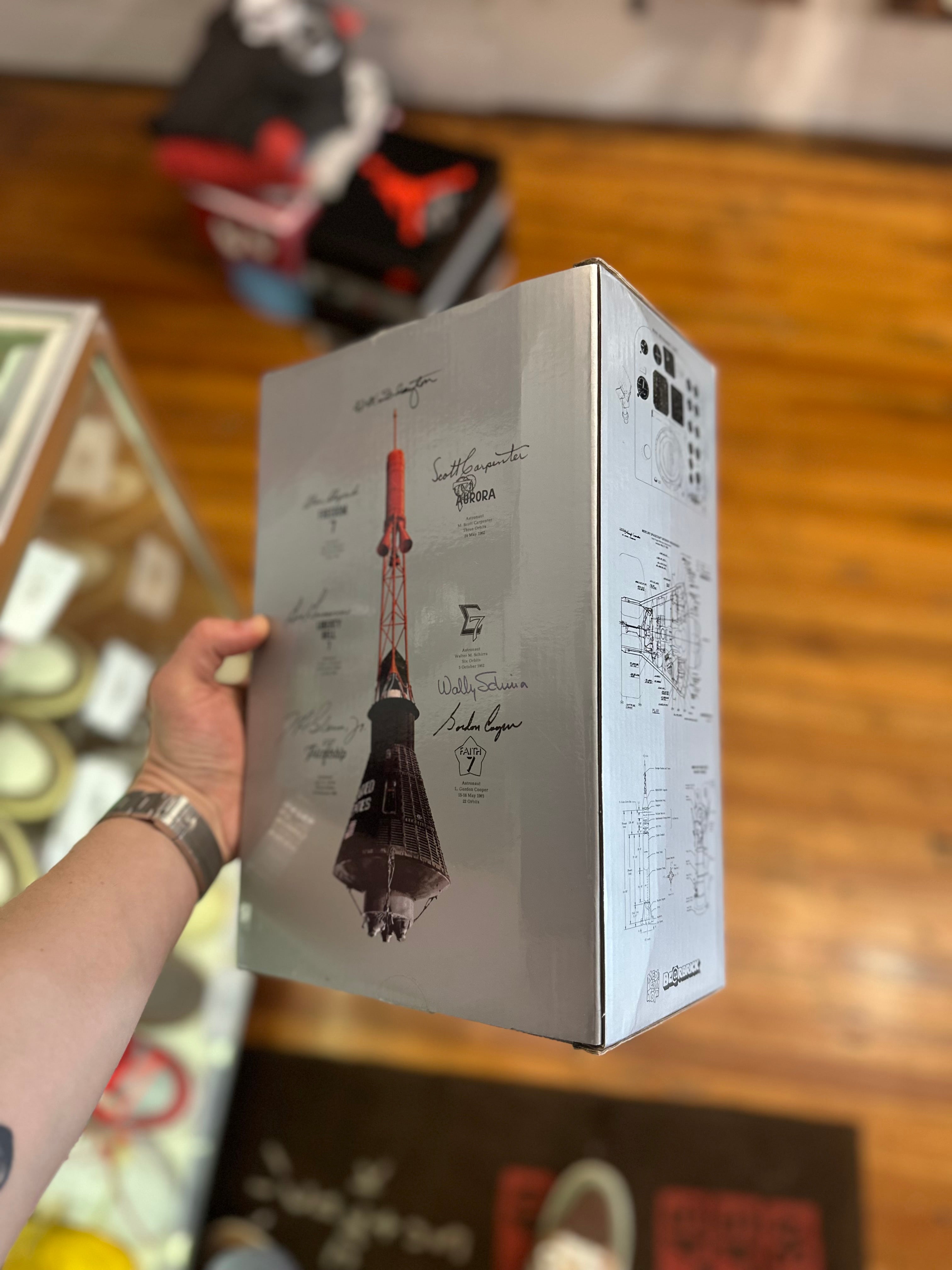 BearBrick 400% & 100% Set “NASA”