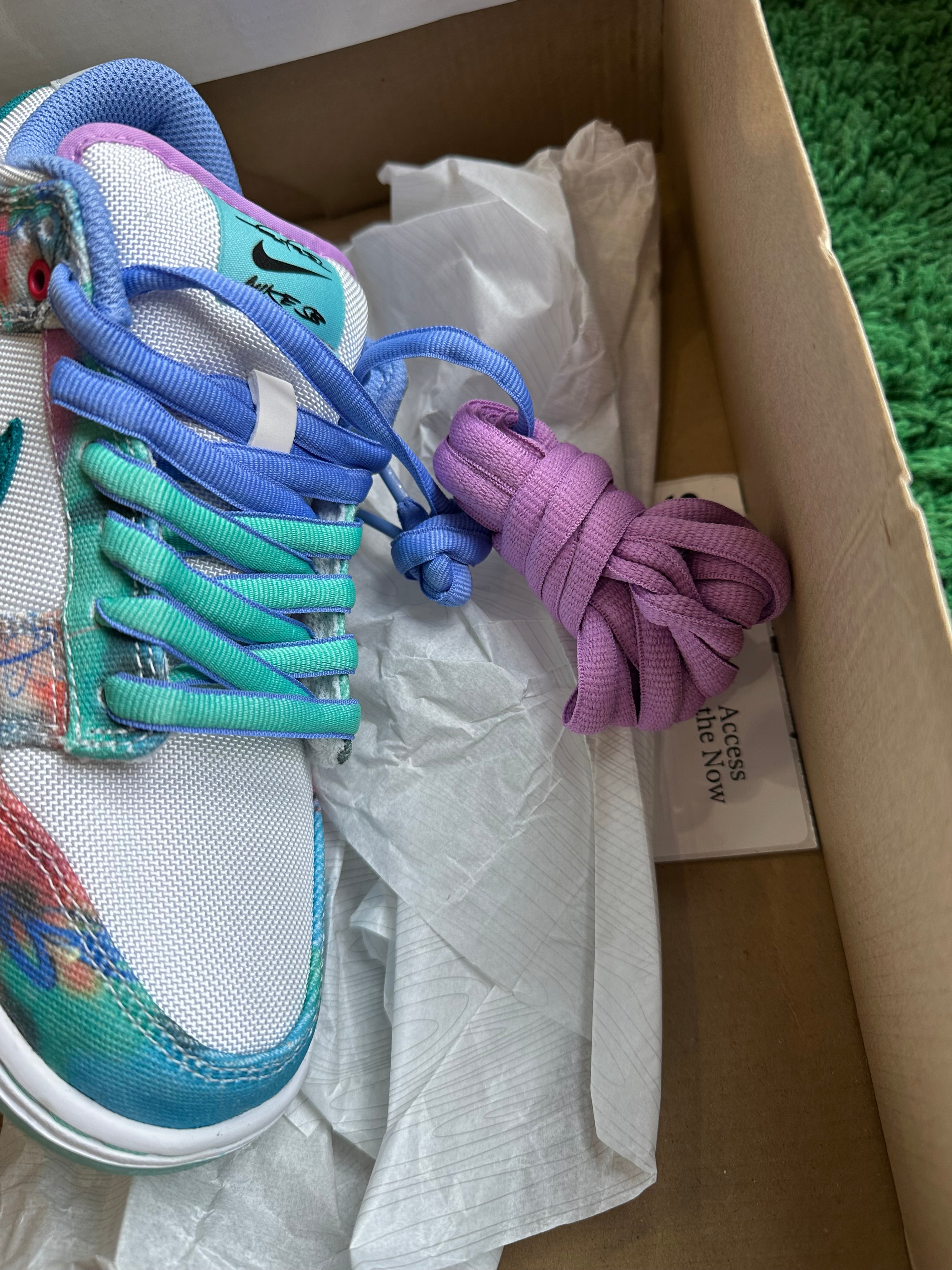 Nike SB Dunk Low “Futura Laboratories Bleached Aqua”