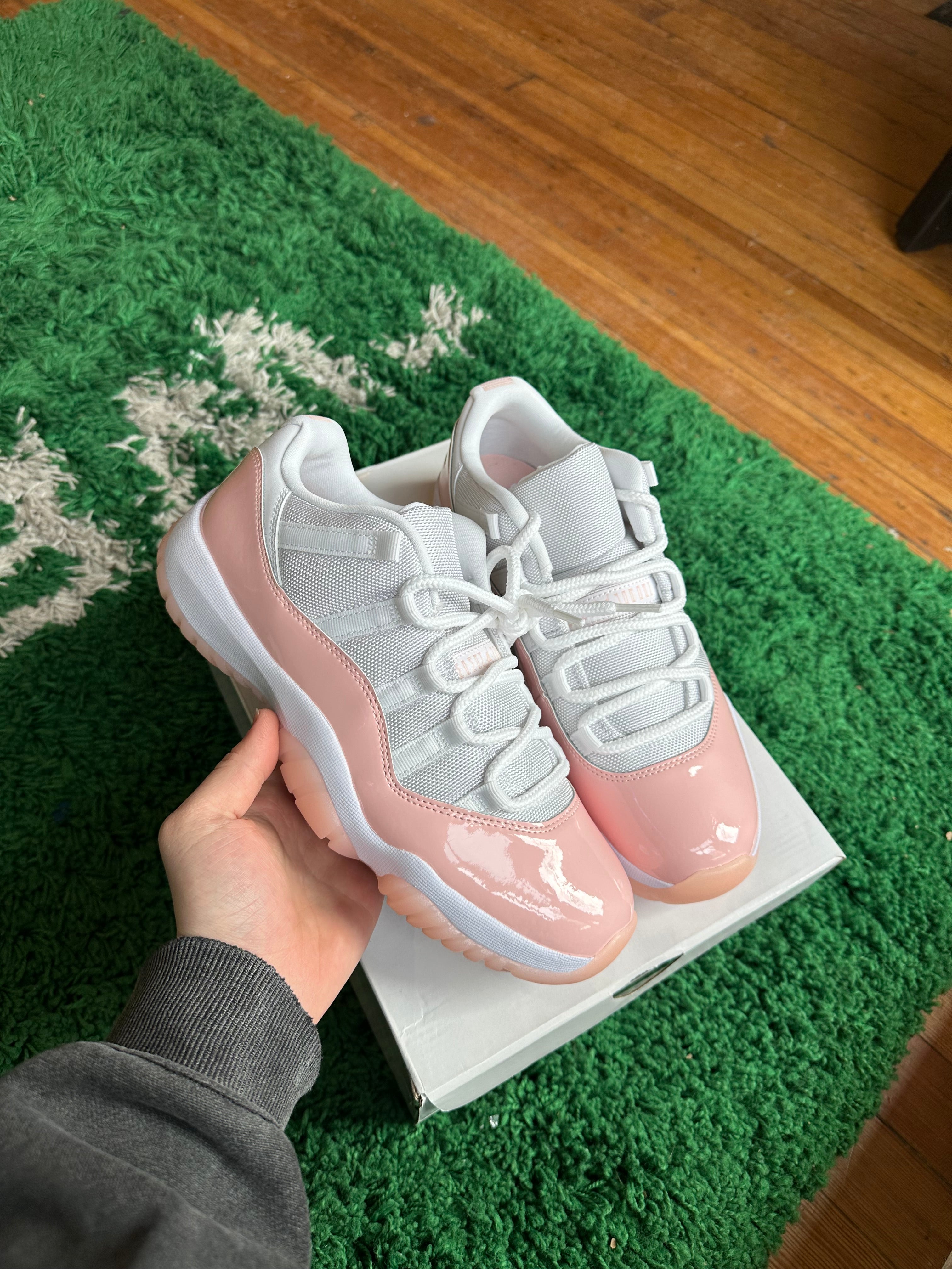 Jordan 11 Low “Legend Pink”