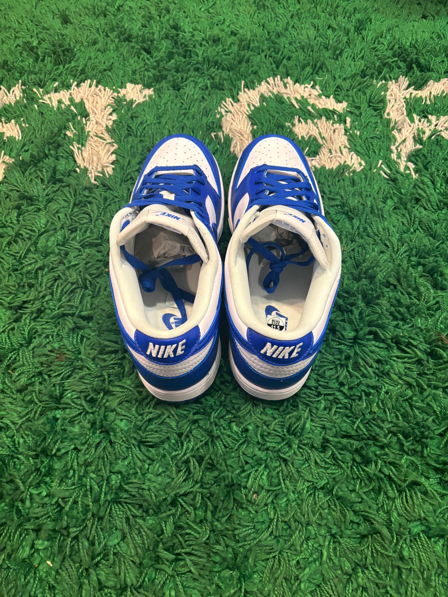 Nike Dunk Low “Kentucky”