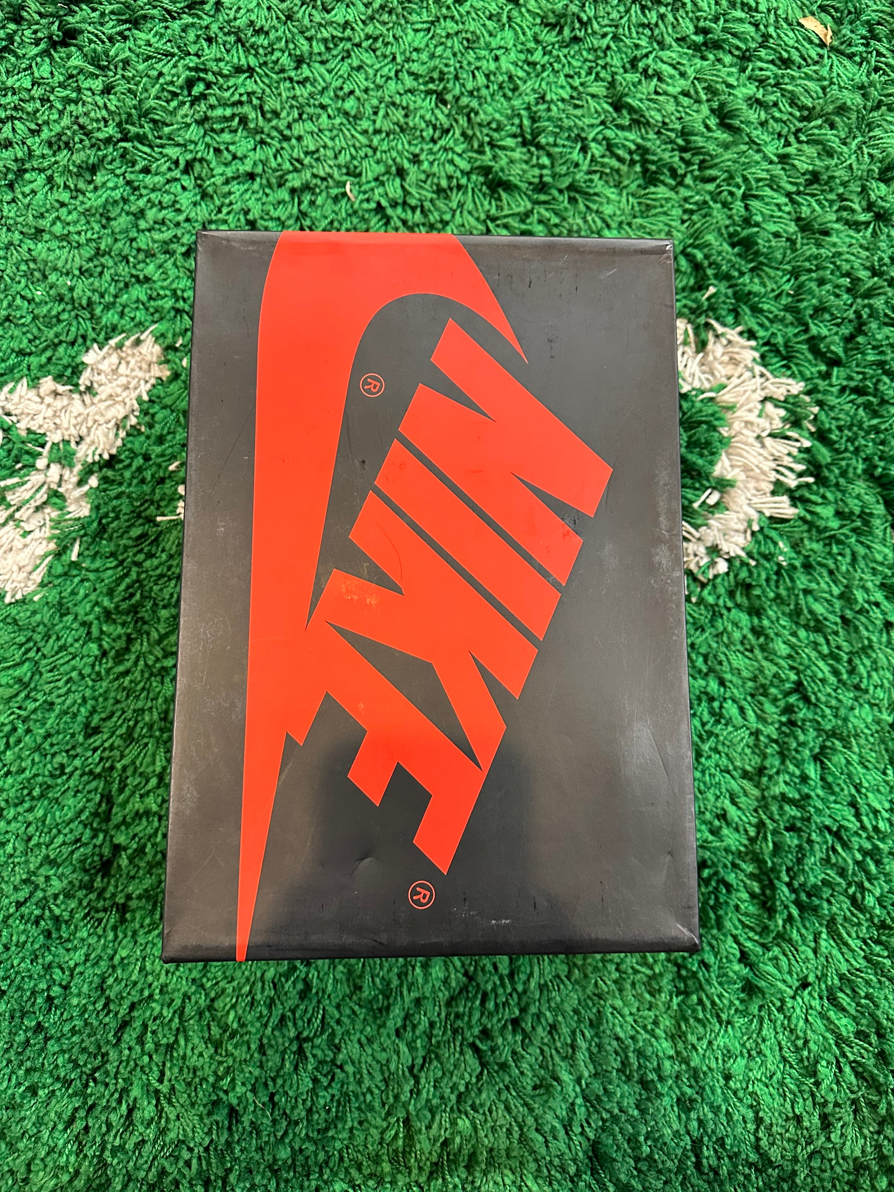 Jordan 1 “Marina Blue”