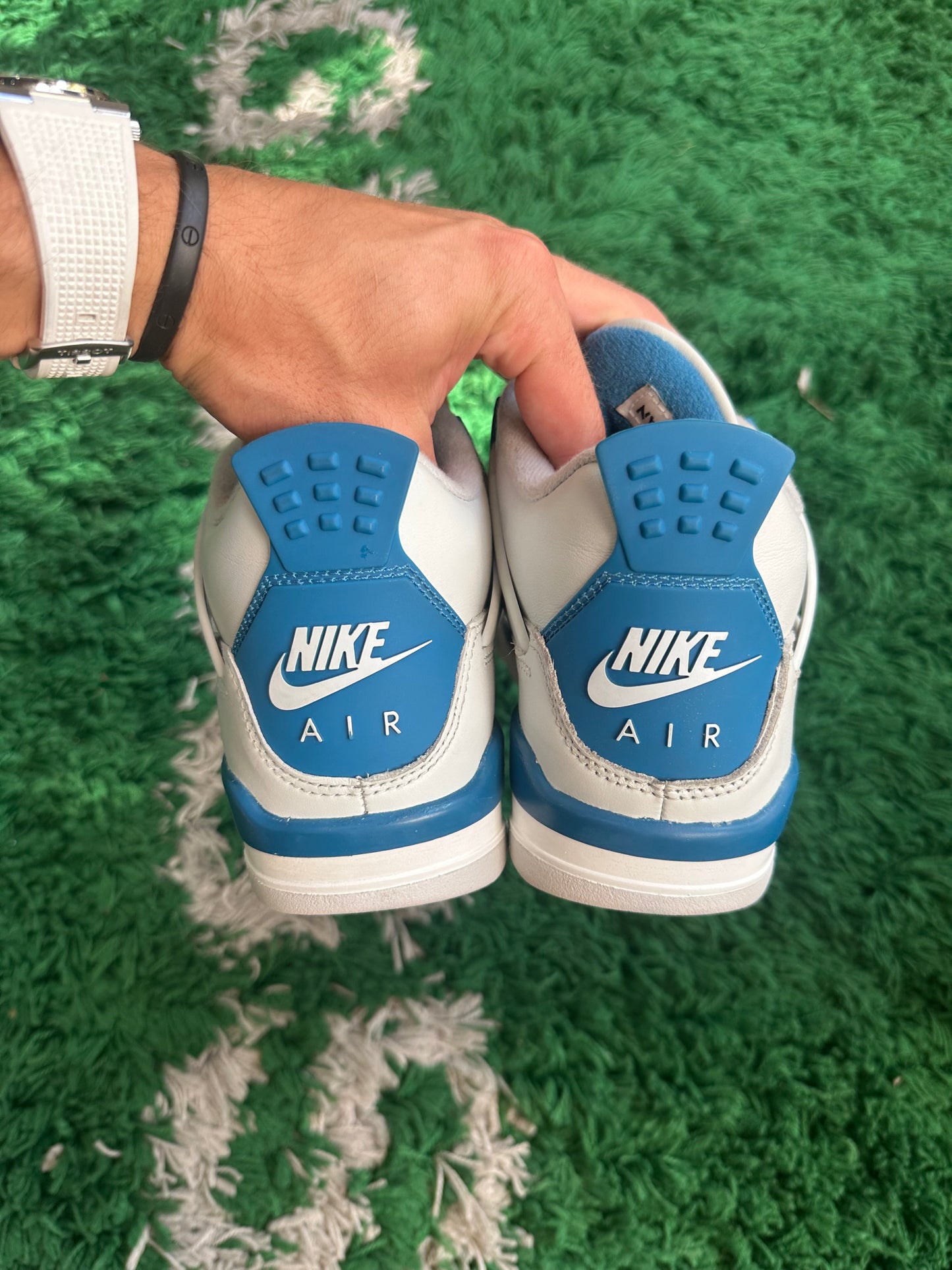 Jordan 4 “Military Blue”