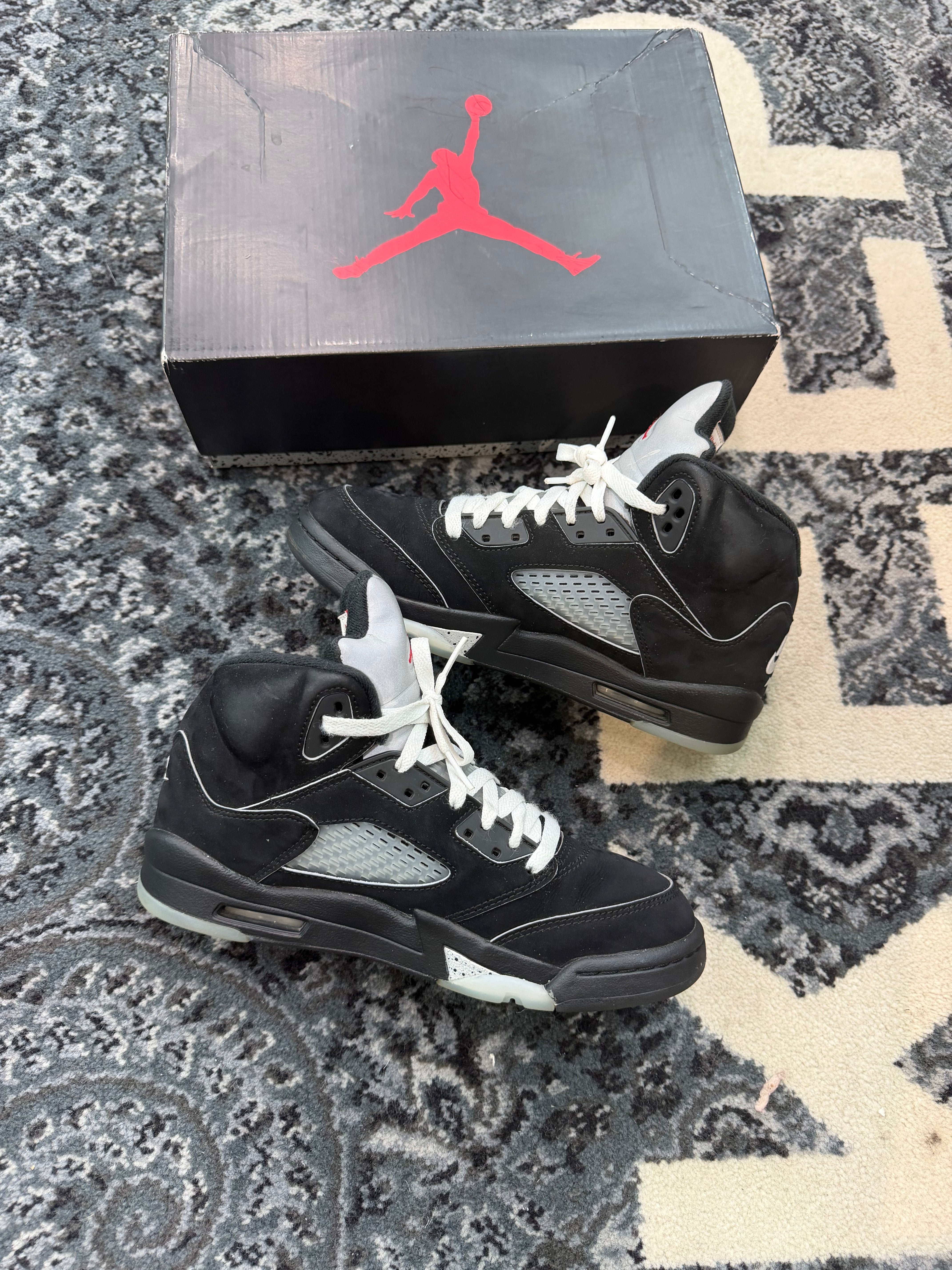Jordan 5 “Black Metallic Reimagined”