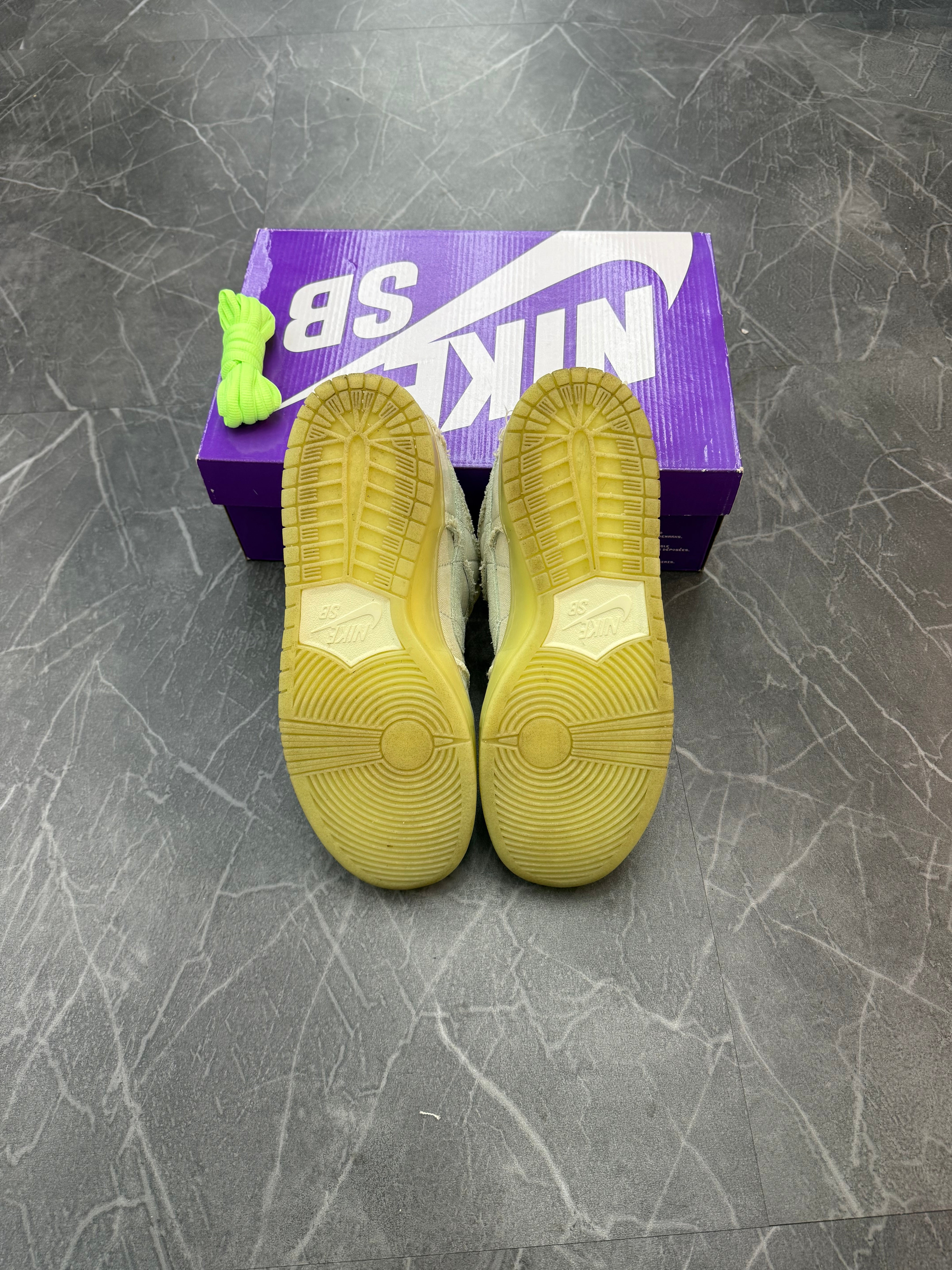 Nike SB Dunk “Mummy”