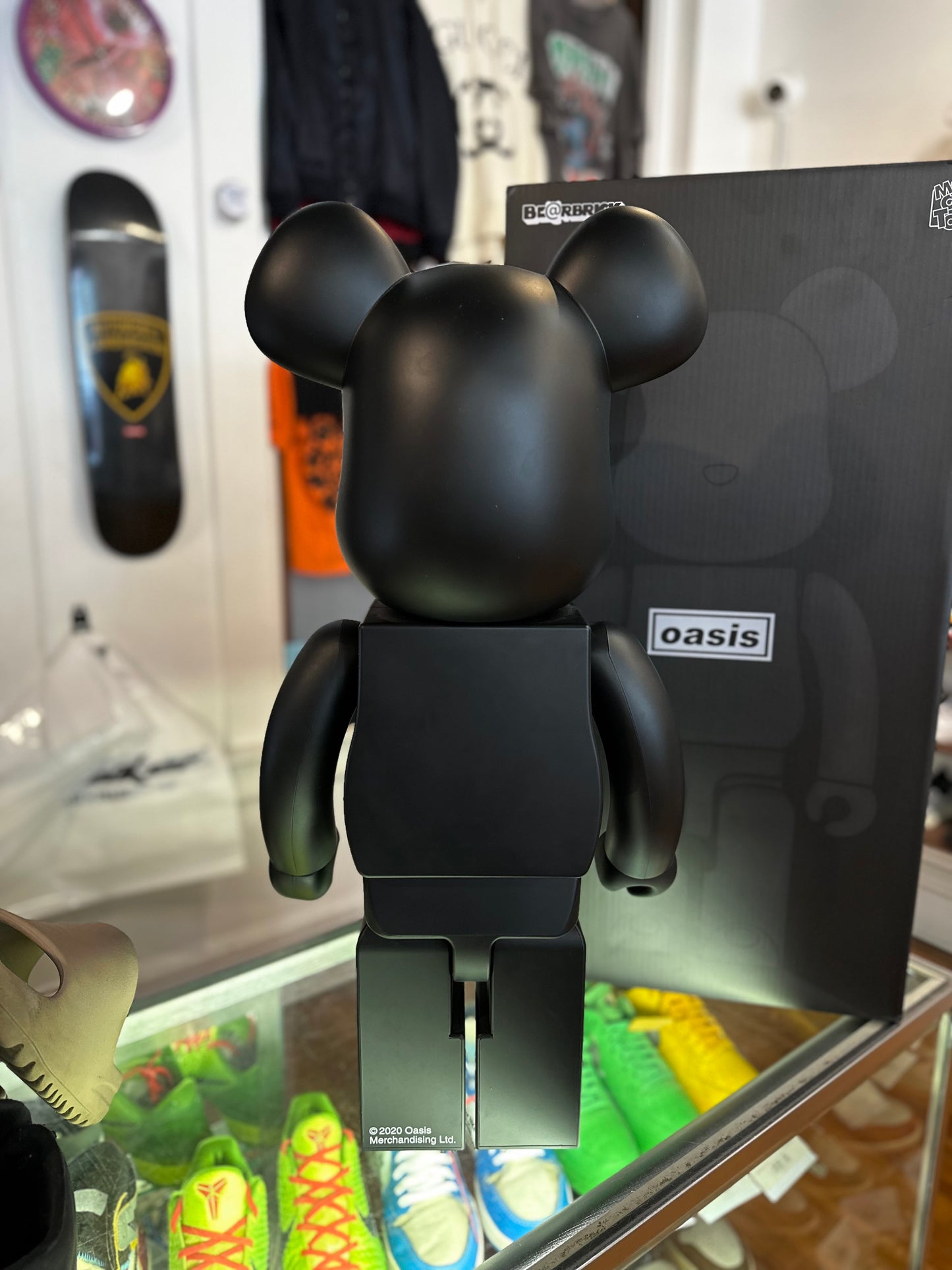 BearBrick 1000% “Oasis”