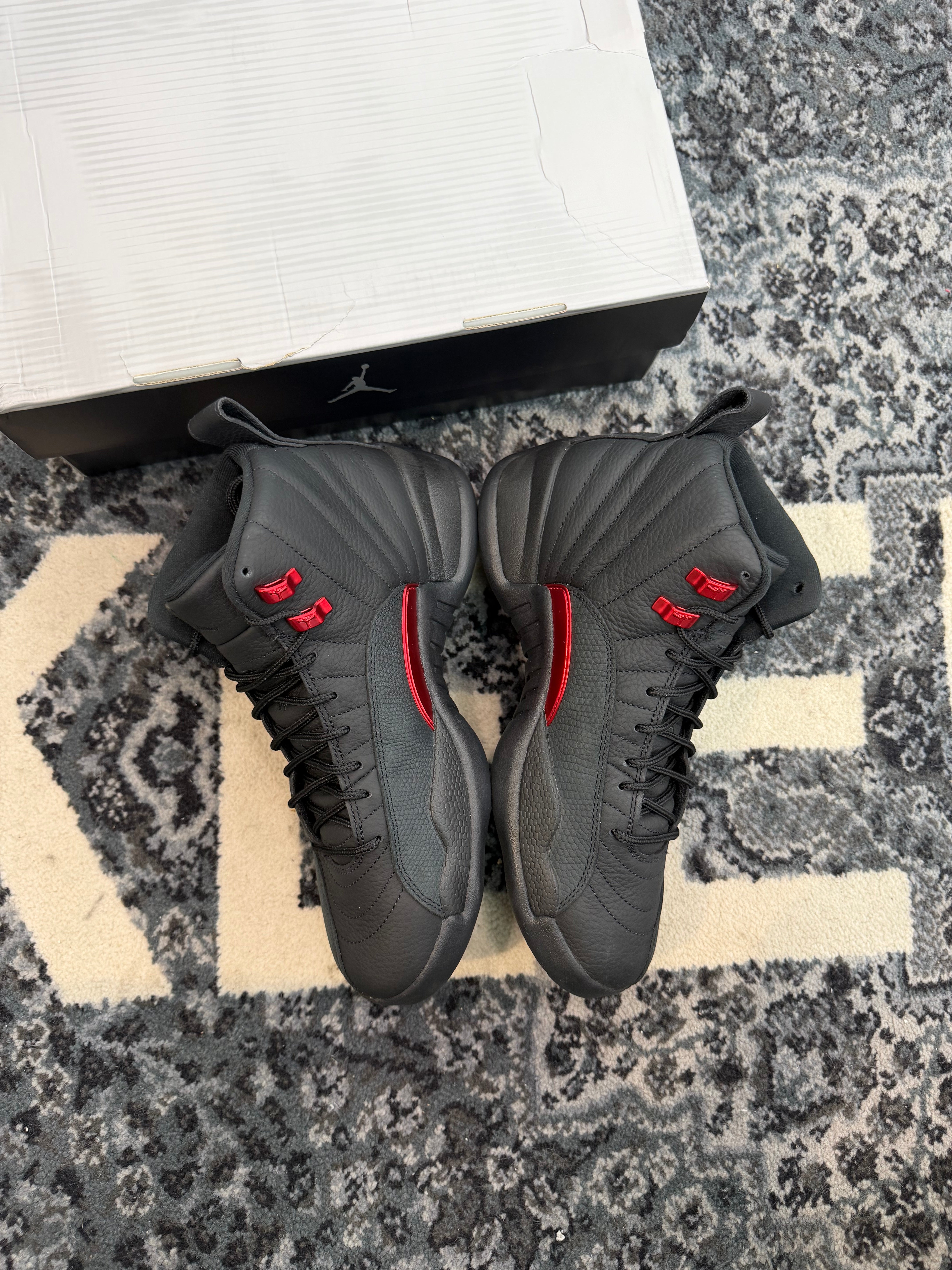 Jordan 12 “Bloodlines”
