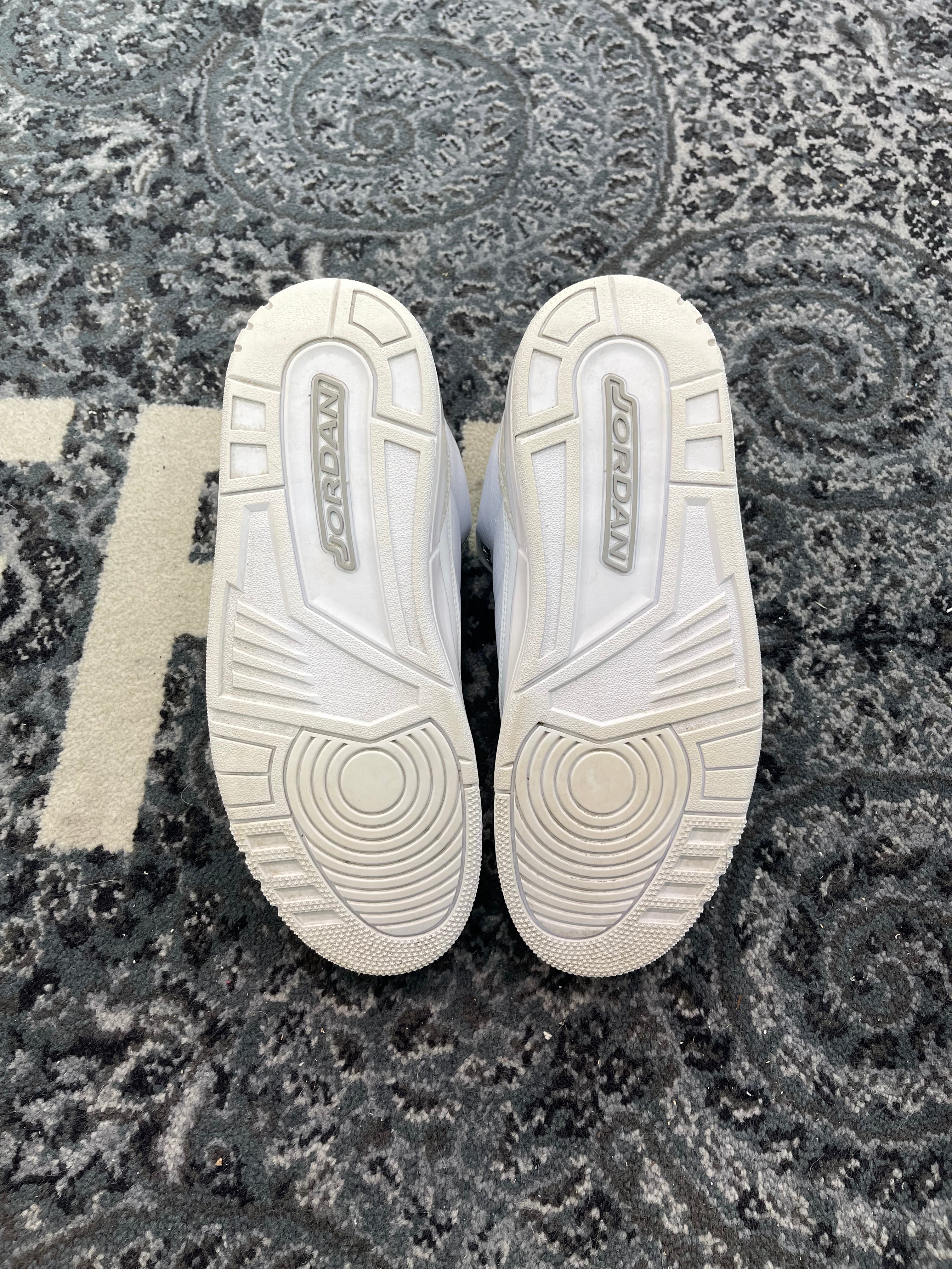 Jordan 3 “Pure Money”