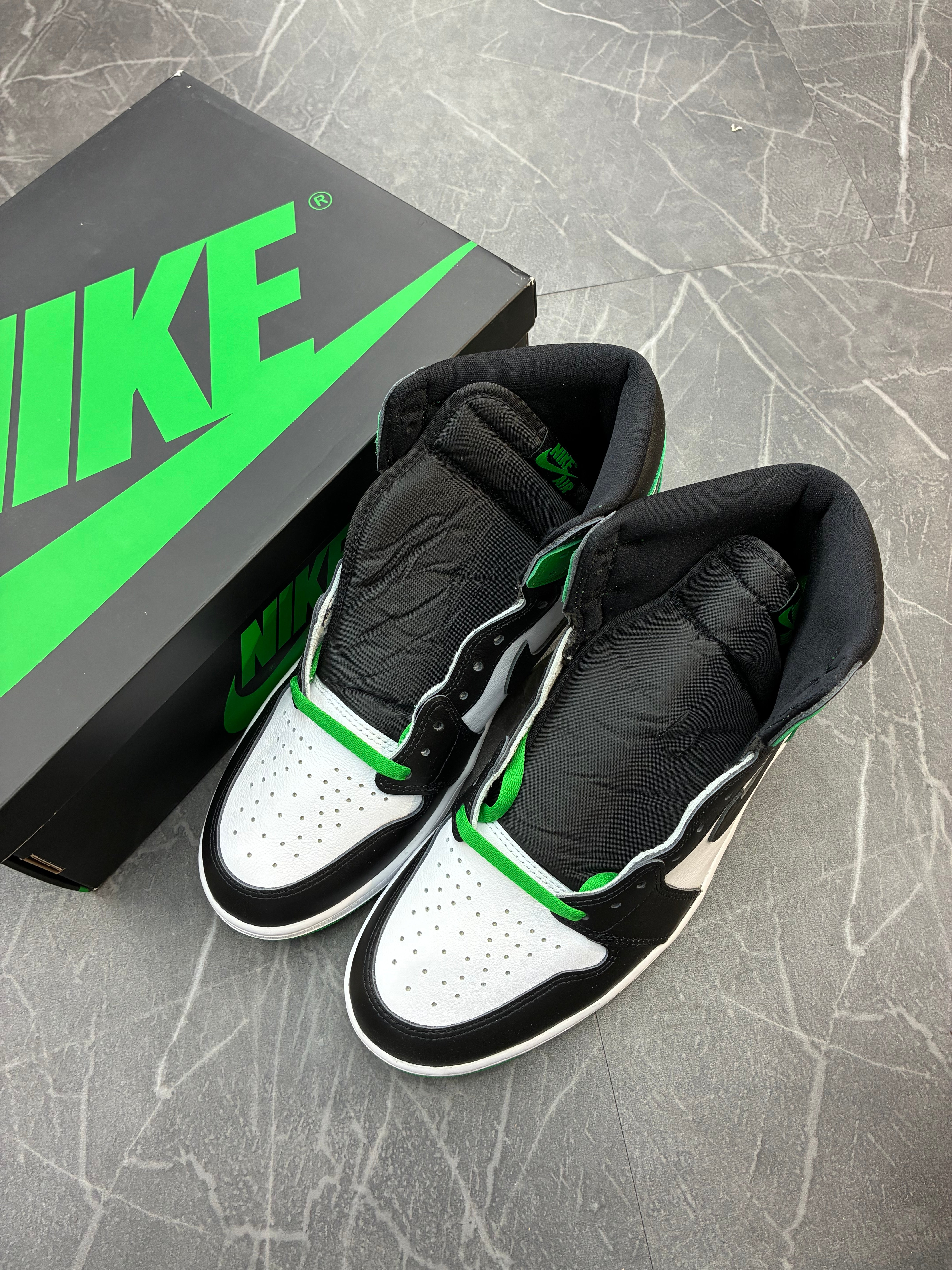 Jordan 1 High “Lucky Green”