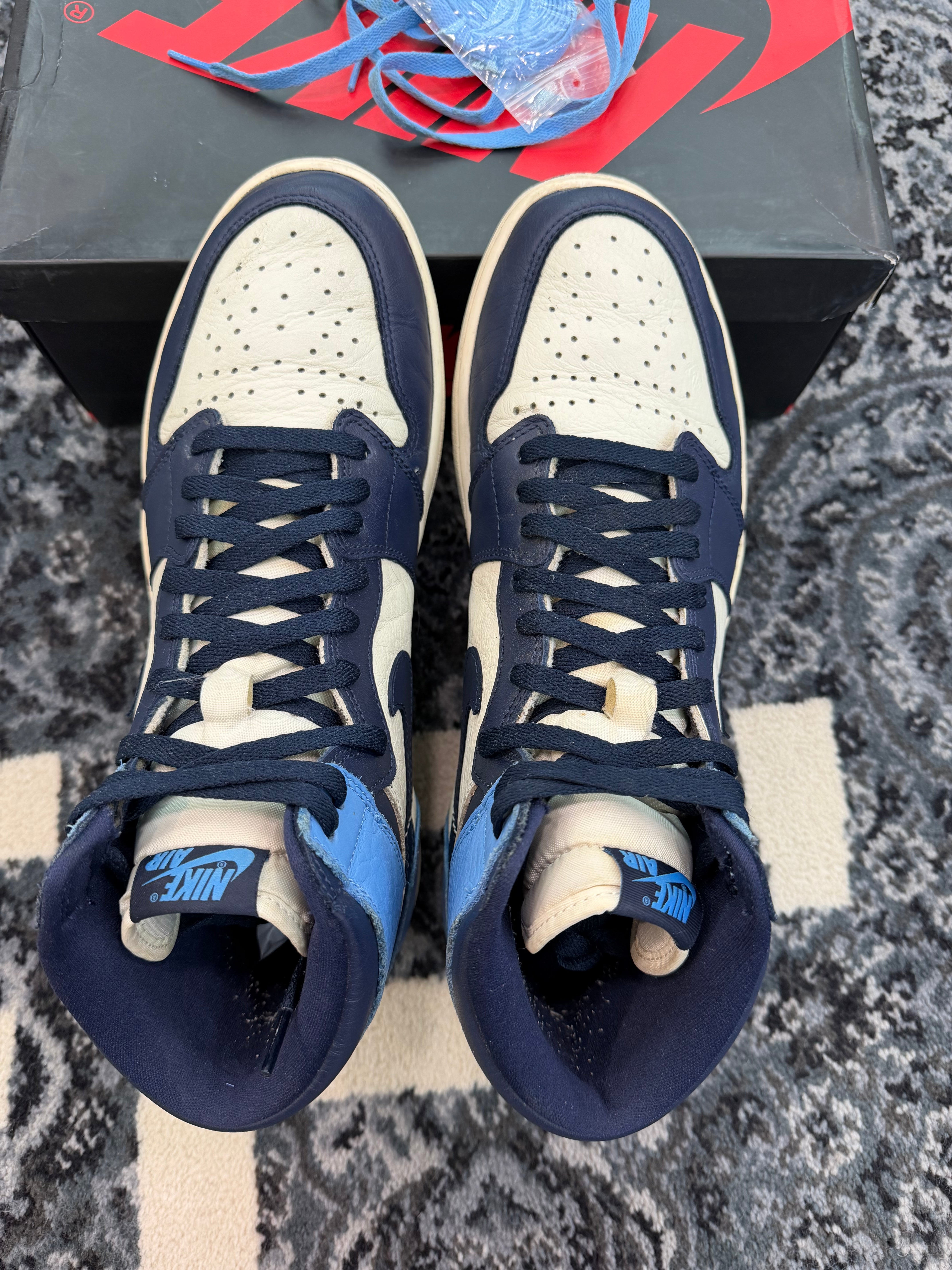Jordan 1 High “Obsidian”