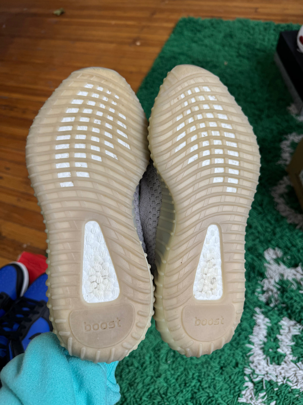 adidas Yeezy 350 “Tail Light” (Size 9.5) (Lightly Worn) - Image 5