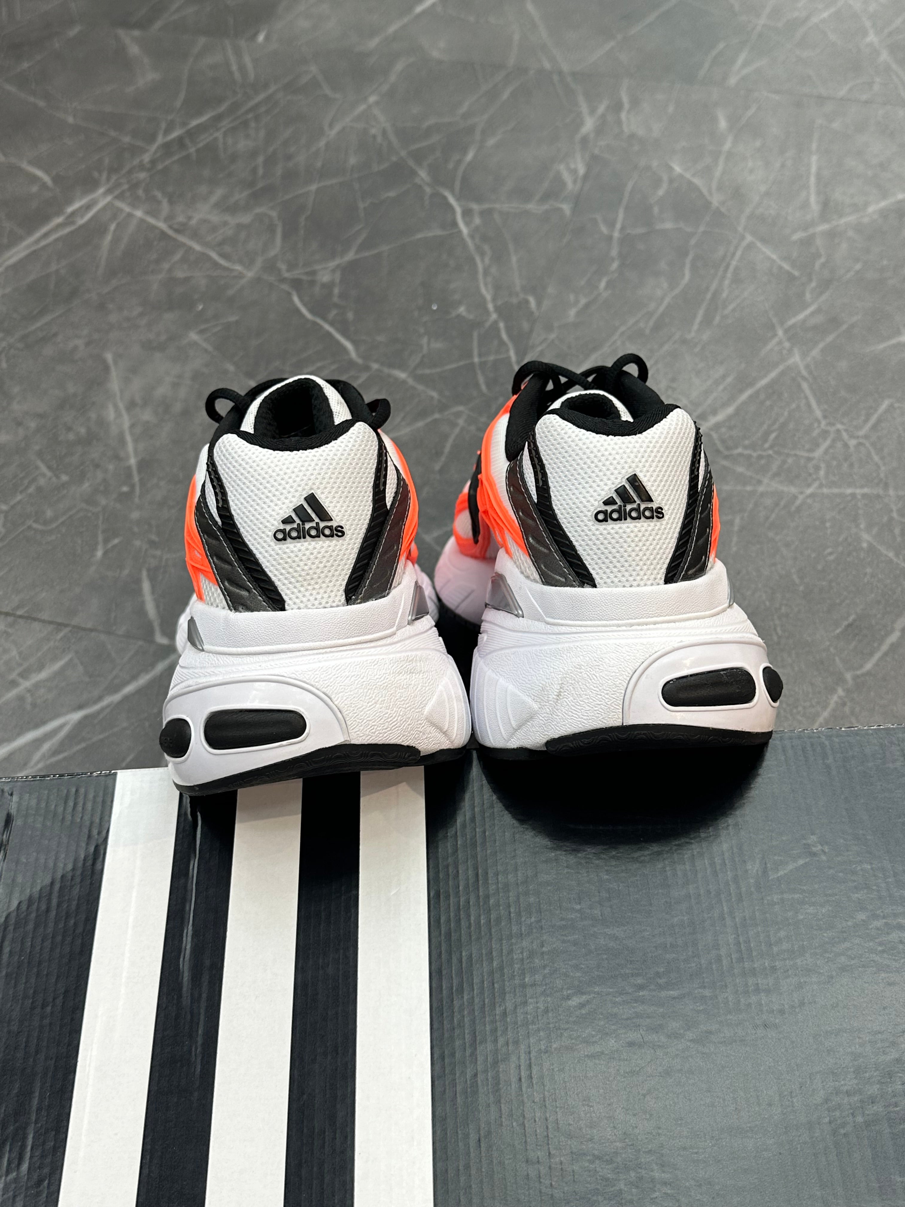 Adidas Adistar XLG 2.0 “Solar Orange”