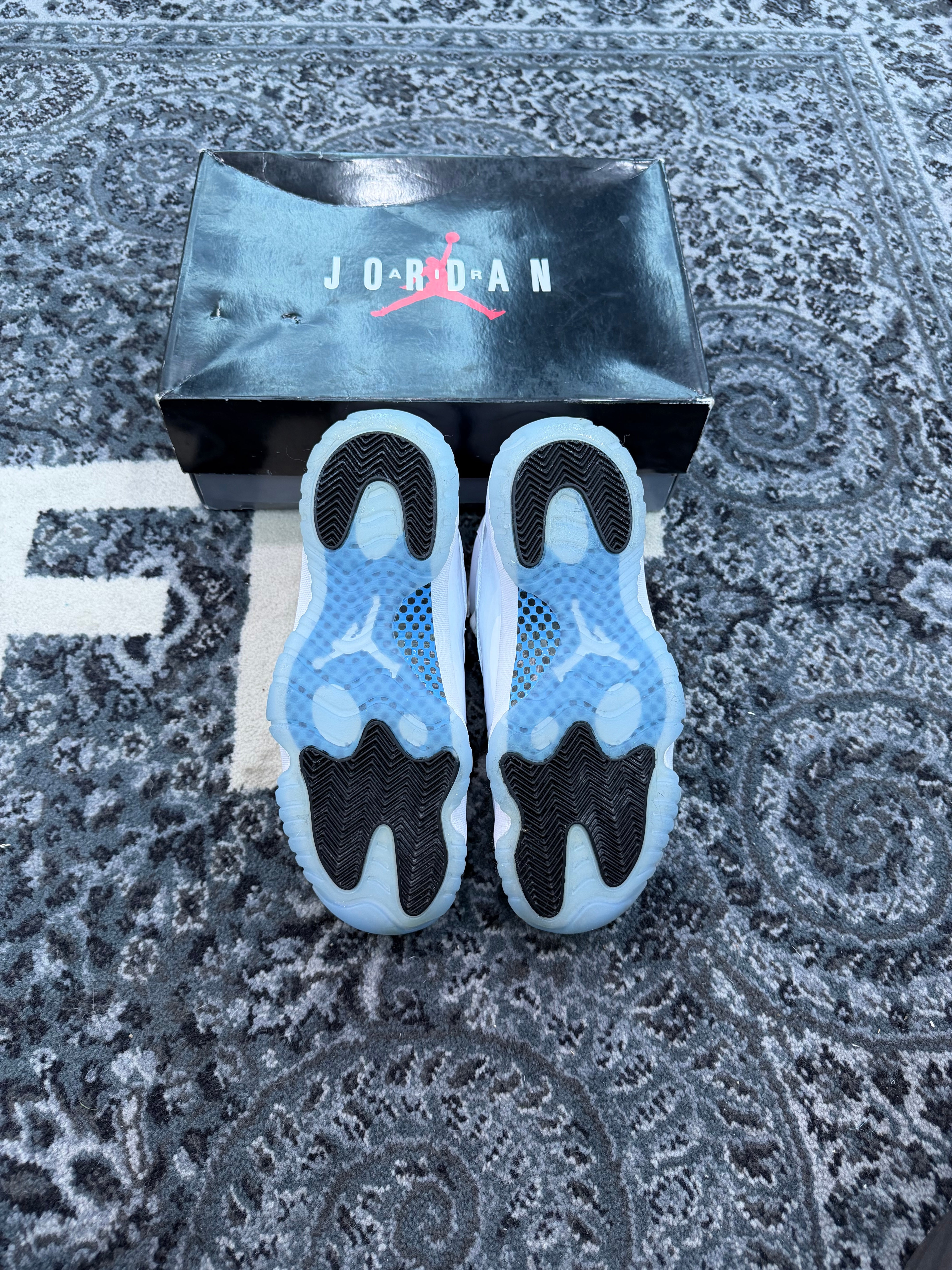 Jordan 11 “Legend Blue”