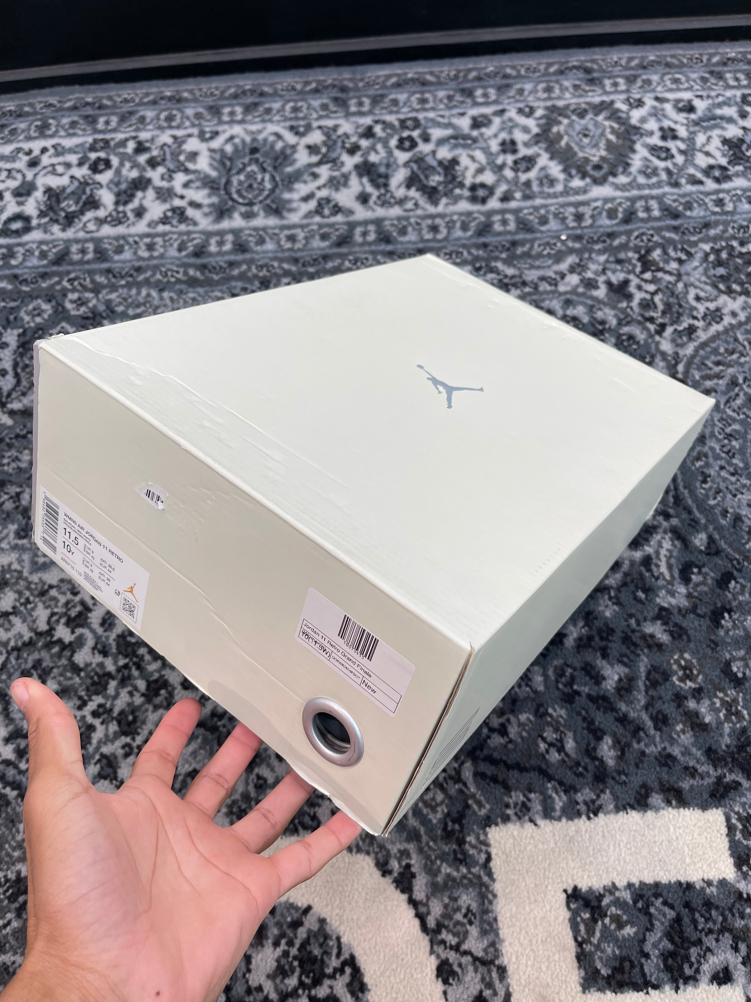 Jordan 11 “Pearl”