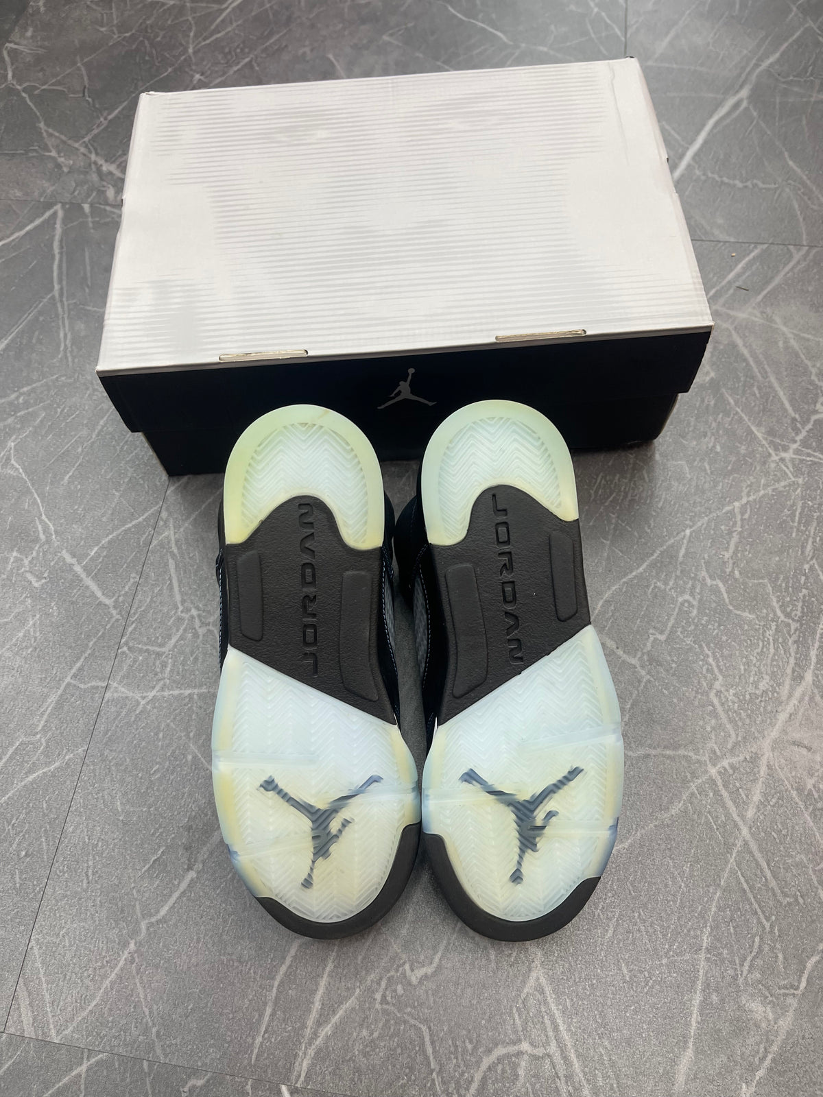 Jordan 5 “University Blue”