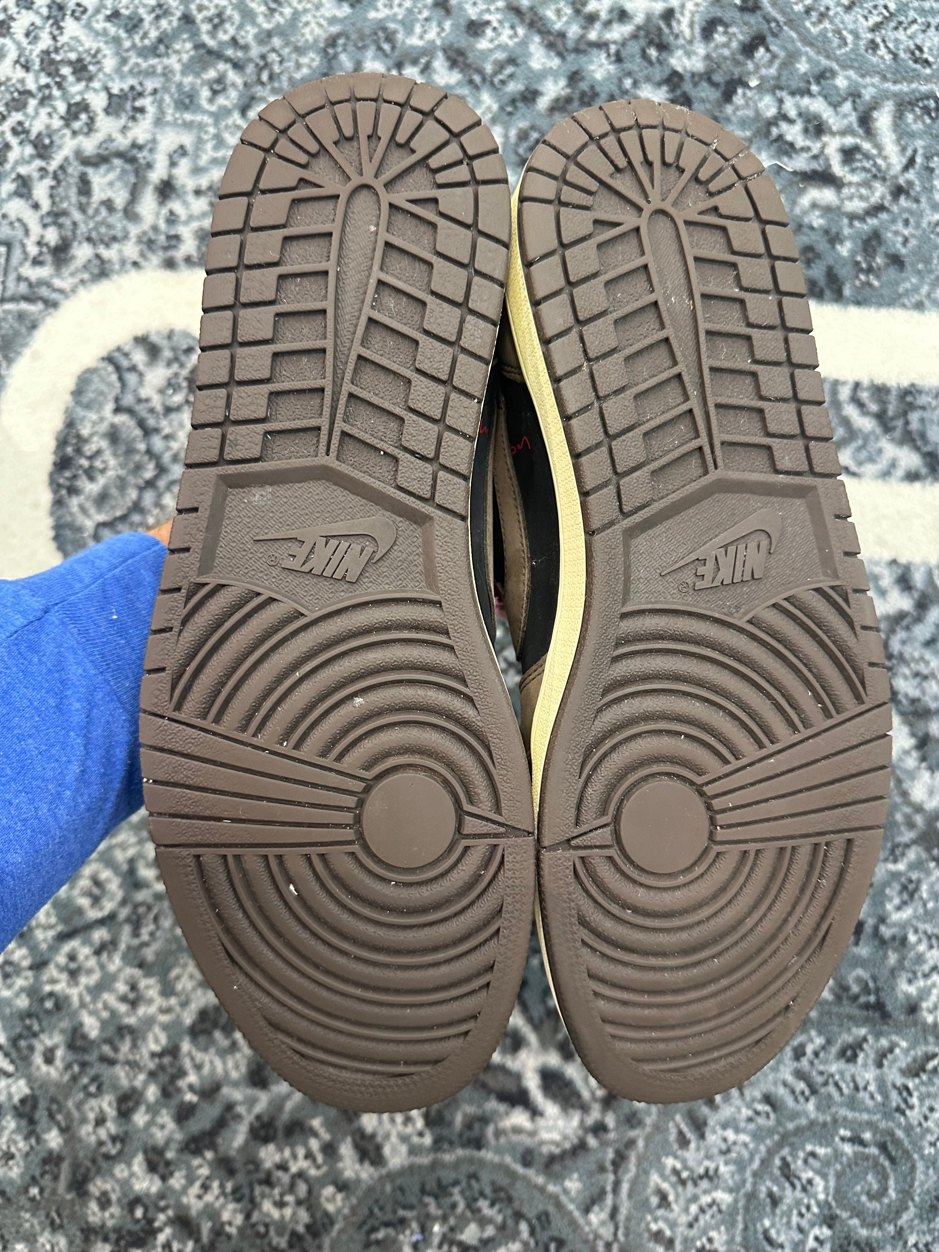 Jordan 1 Low Travis Scott “Mocha”
