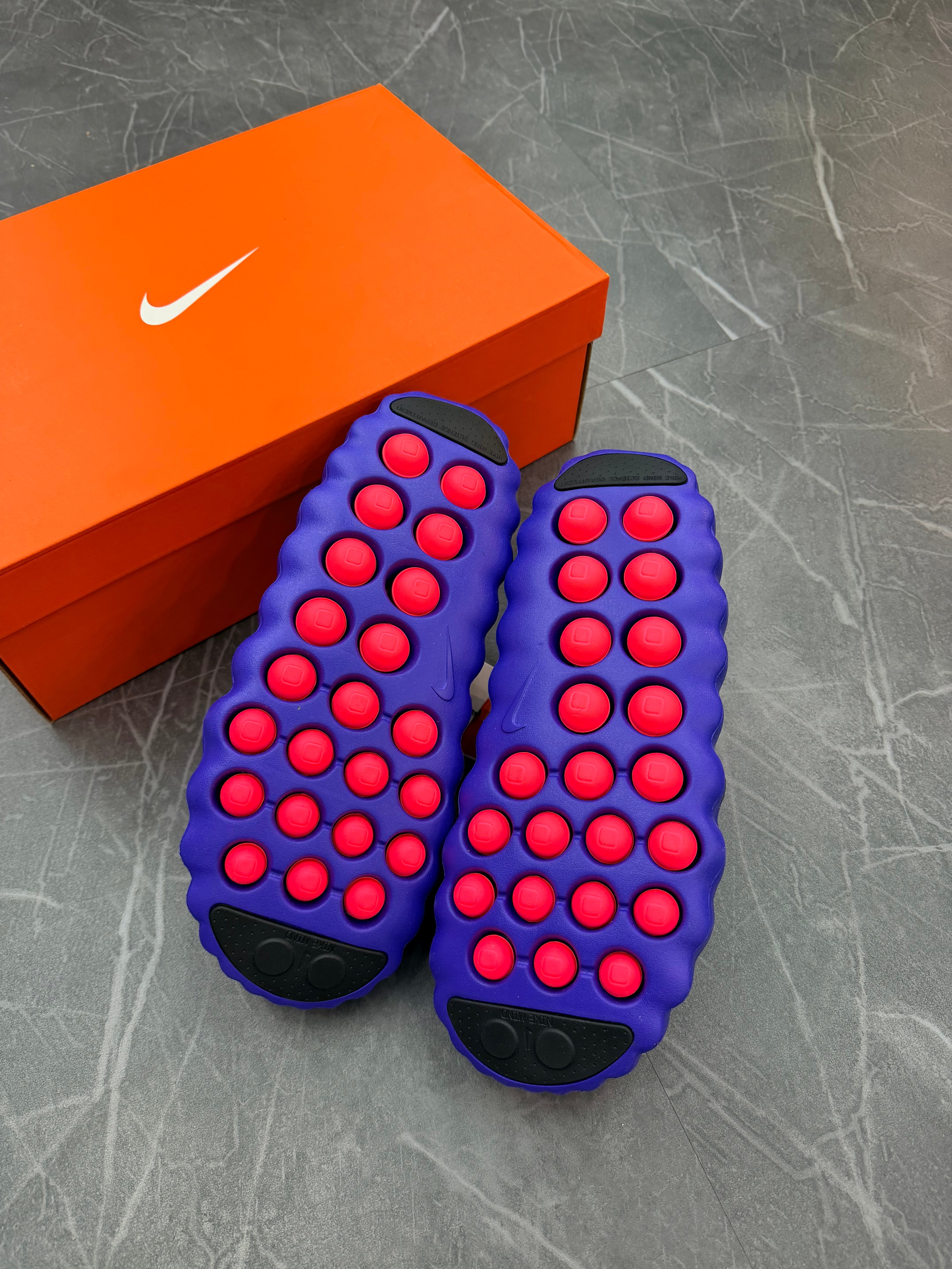 Nike Mind Slide 001 “Spiderman”