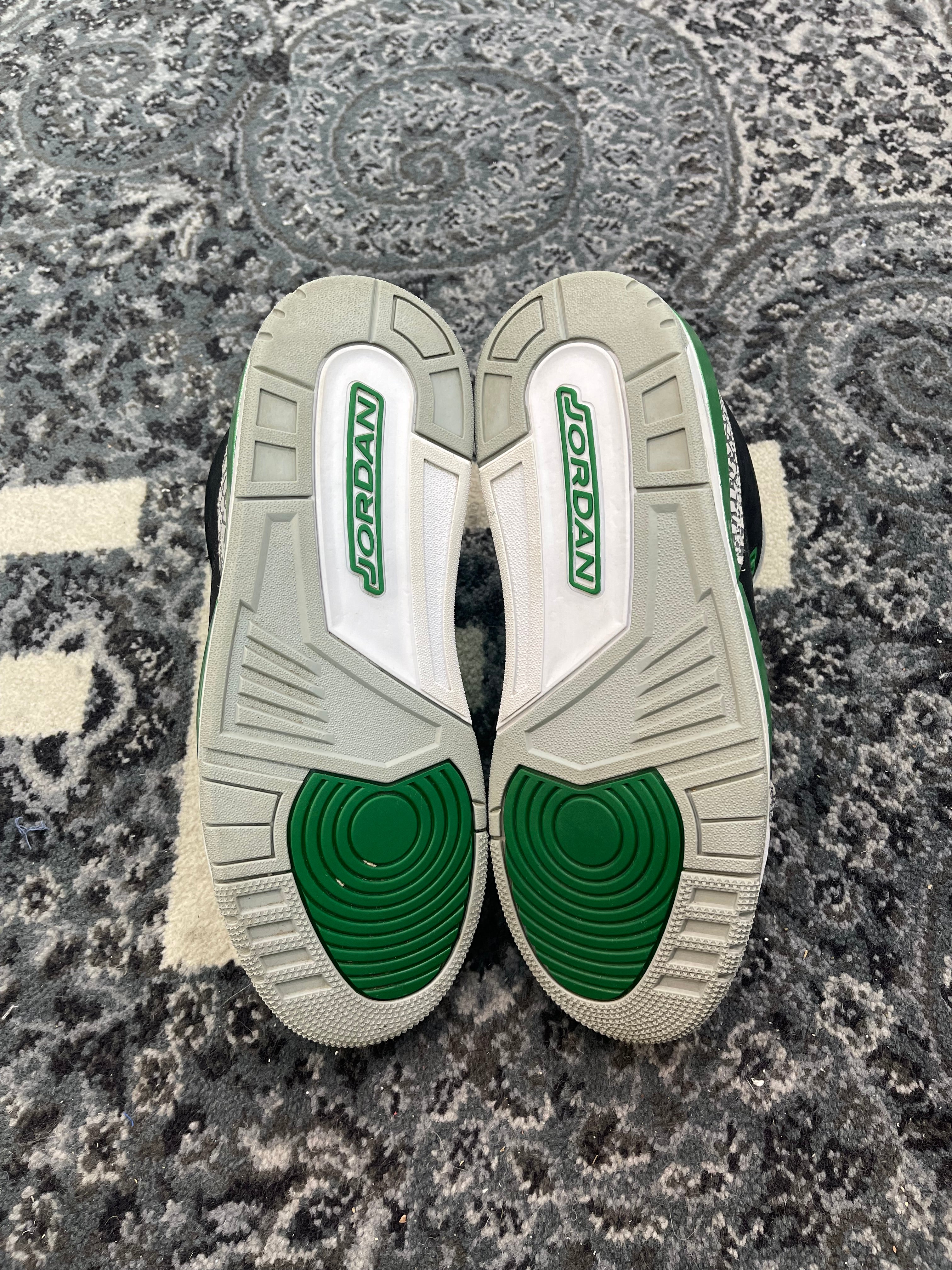 Jordan 3 “Pine Green”