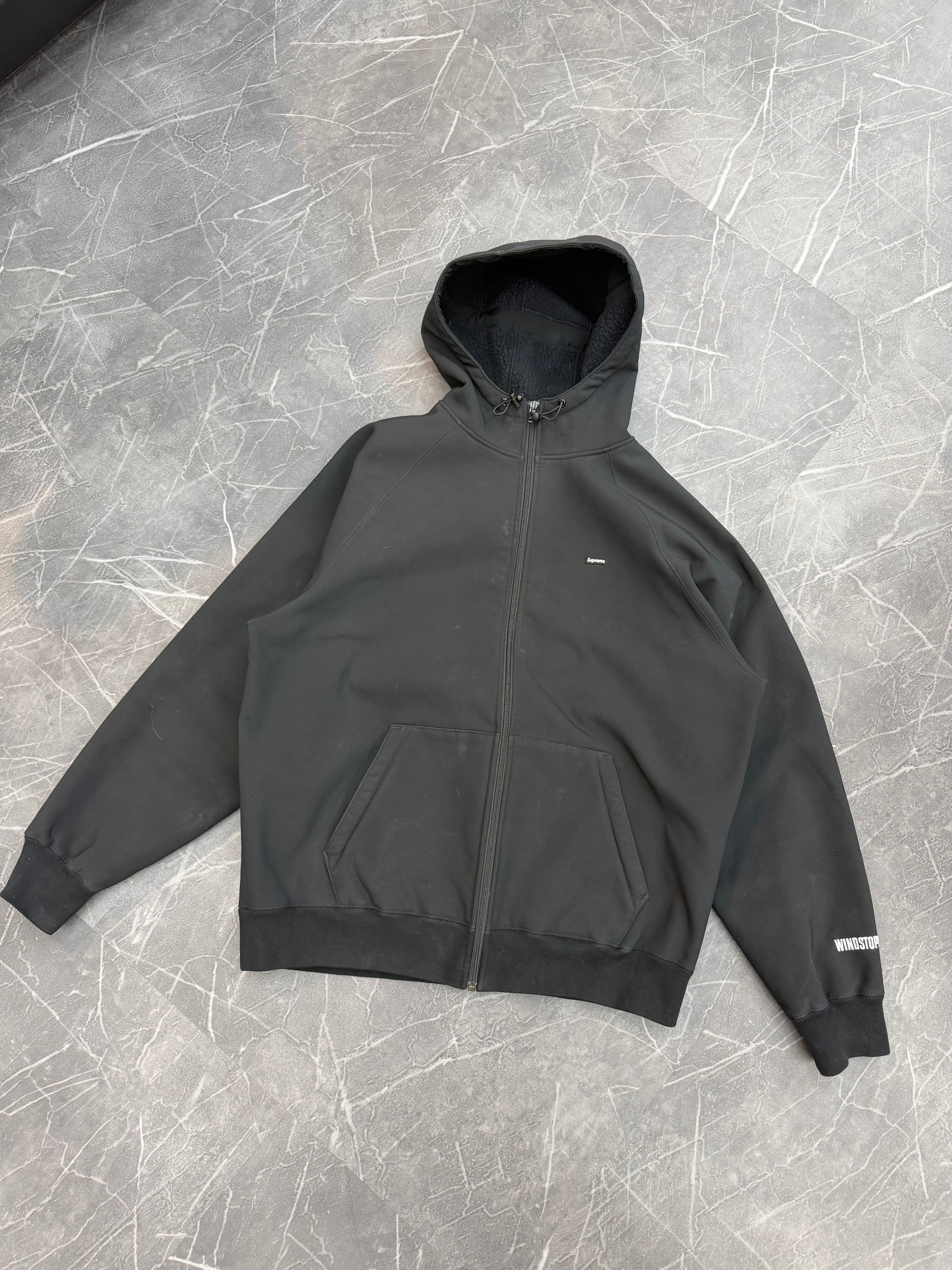 Supreme x WINDSTOPPER Zip-Up “Black”
