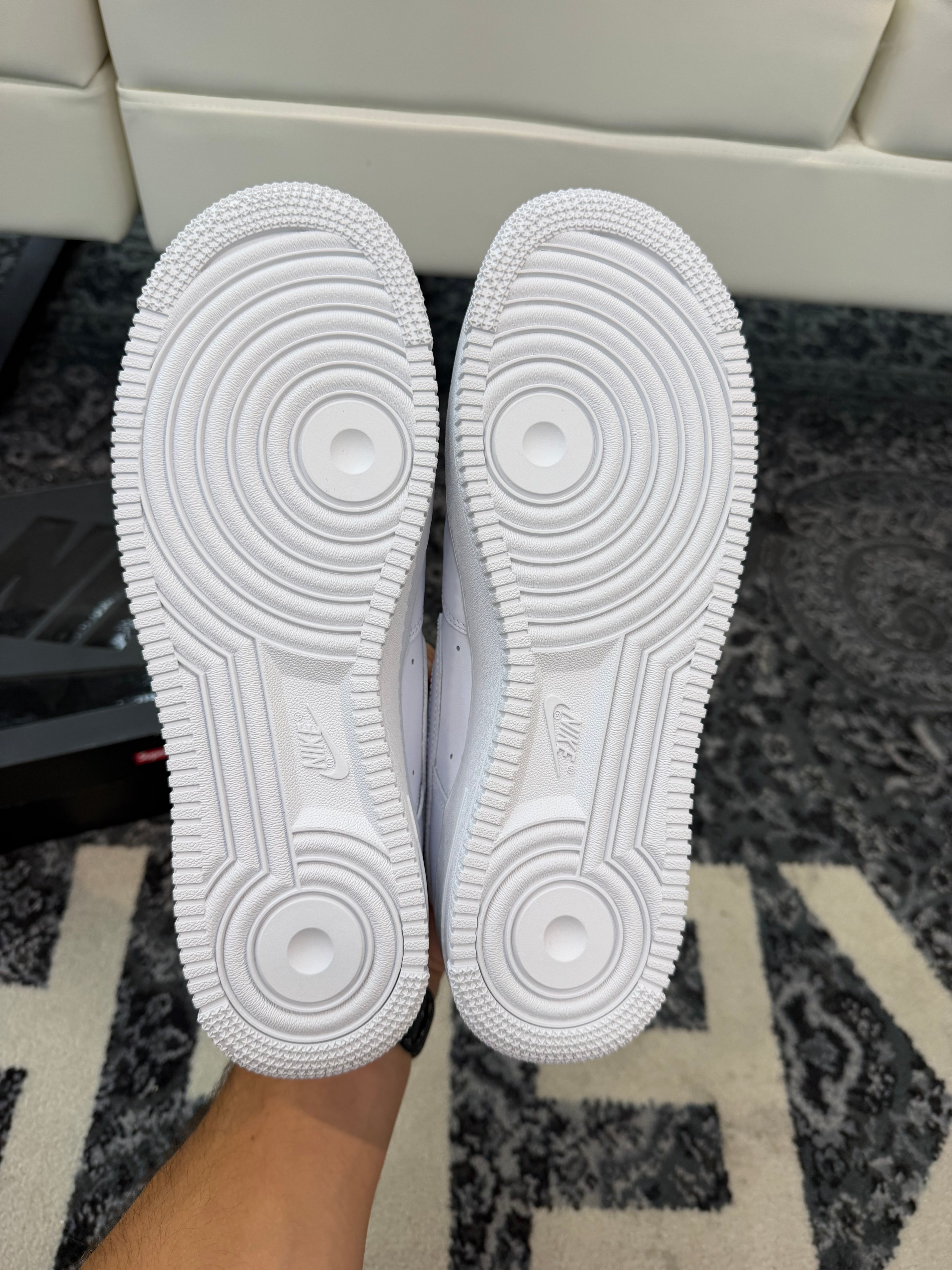 Nike Air Force 1 Low x Supreme “White”