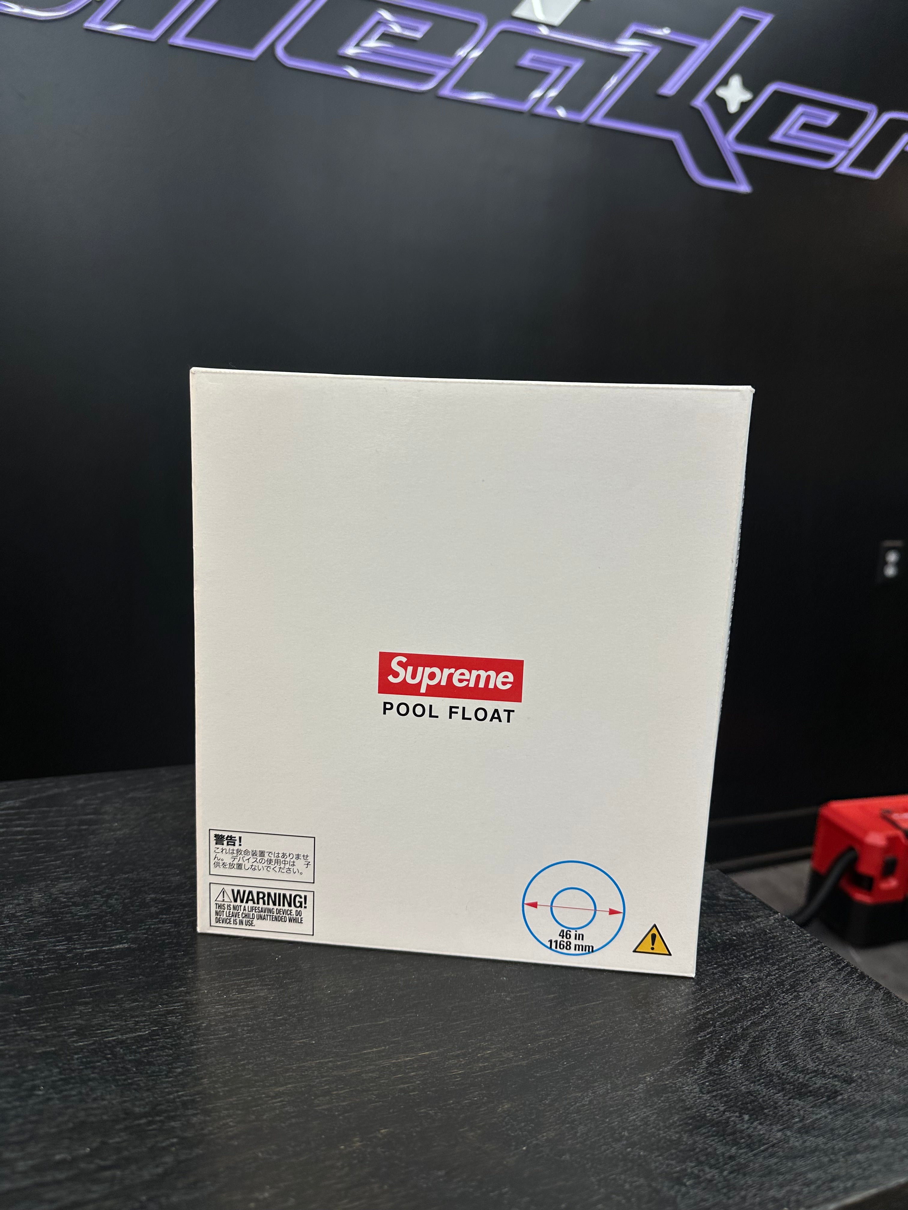 Supreme Pool Float Black/Green