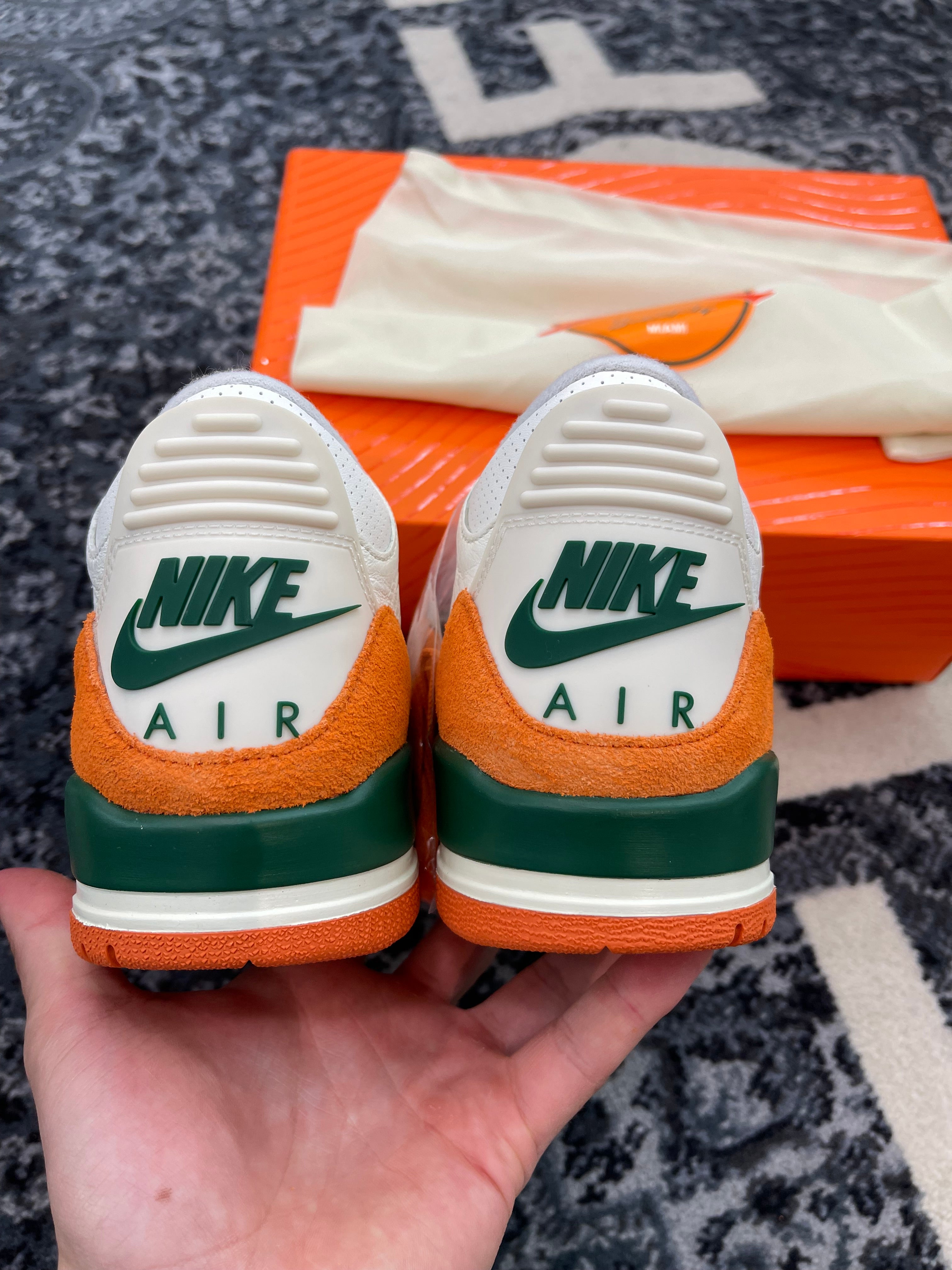 Jordan 3 “Sole Fly Miami”