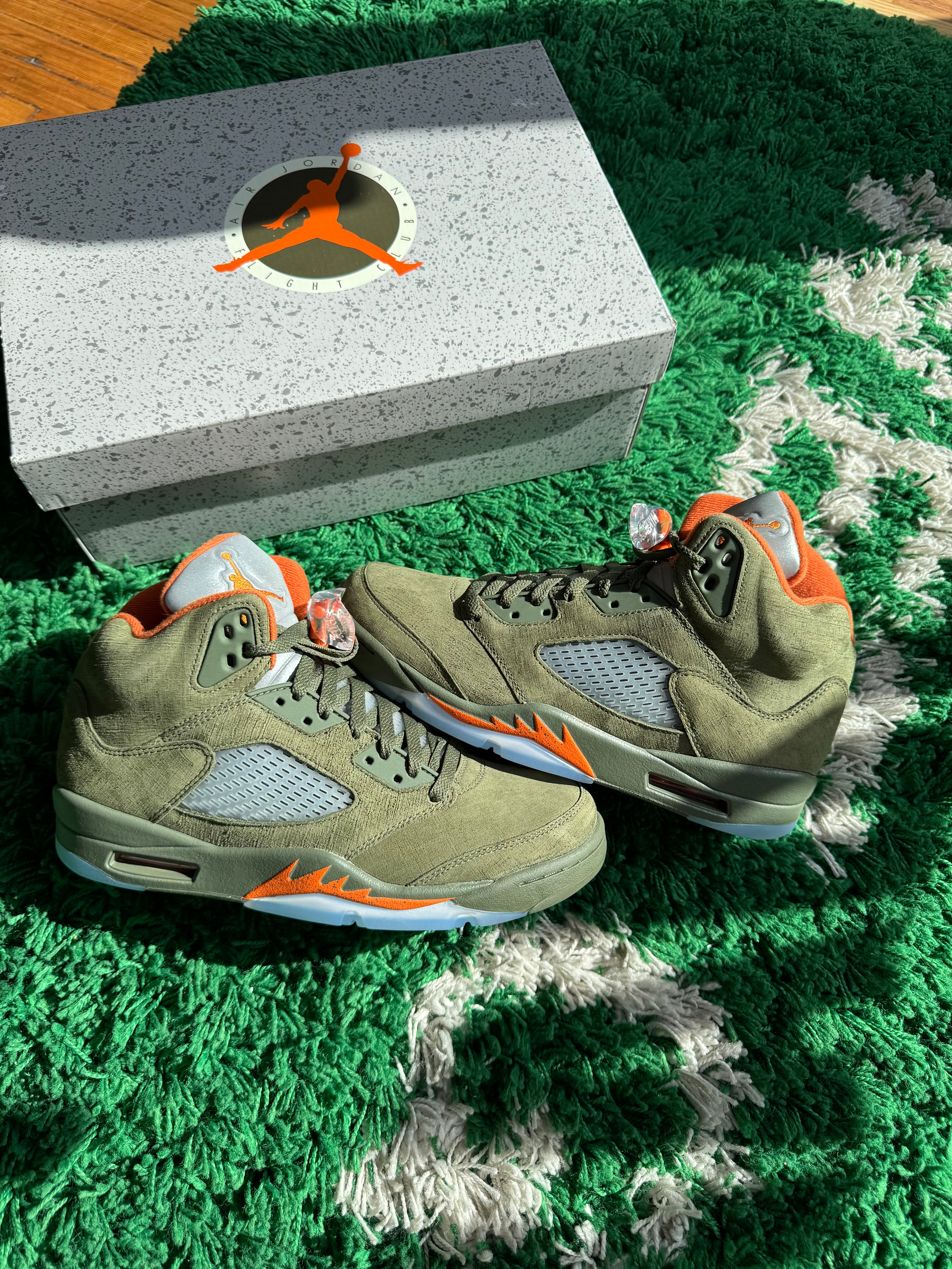 Jordan 5 “Olive” (2024)
