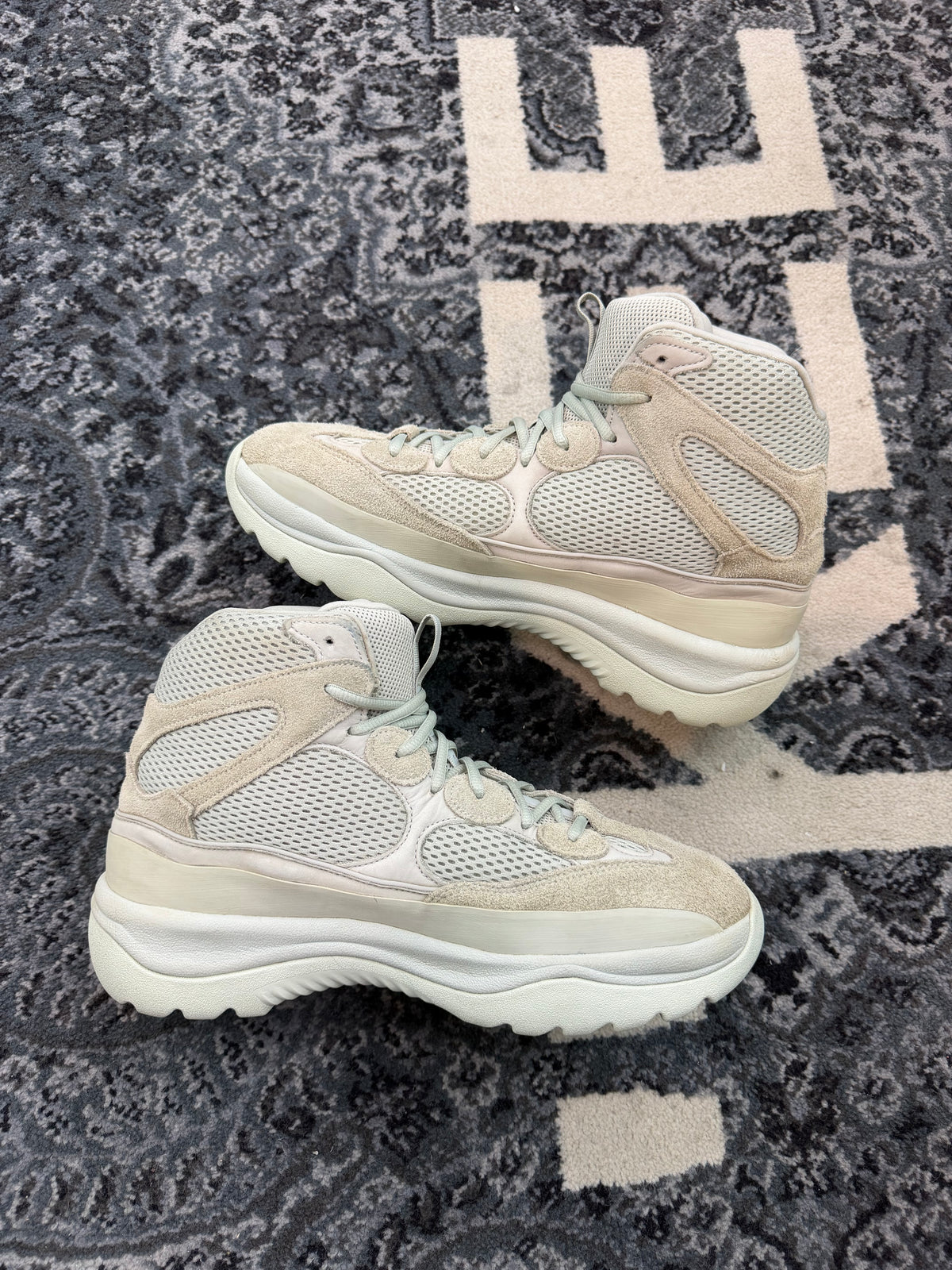 Yeezy Desert Boot “Salt”