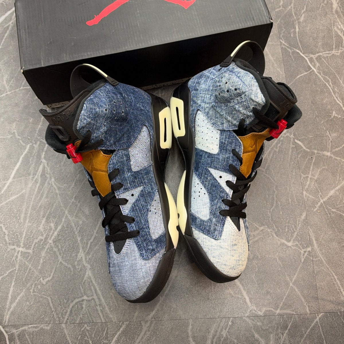 Jordan 6 Retro Washed Denim (Size 10.5) (VNDS)