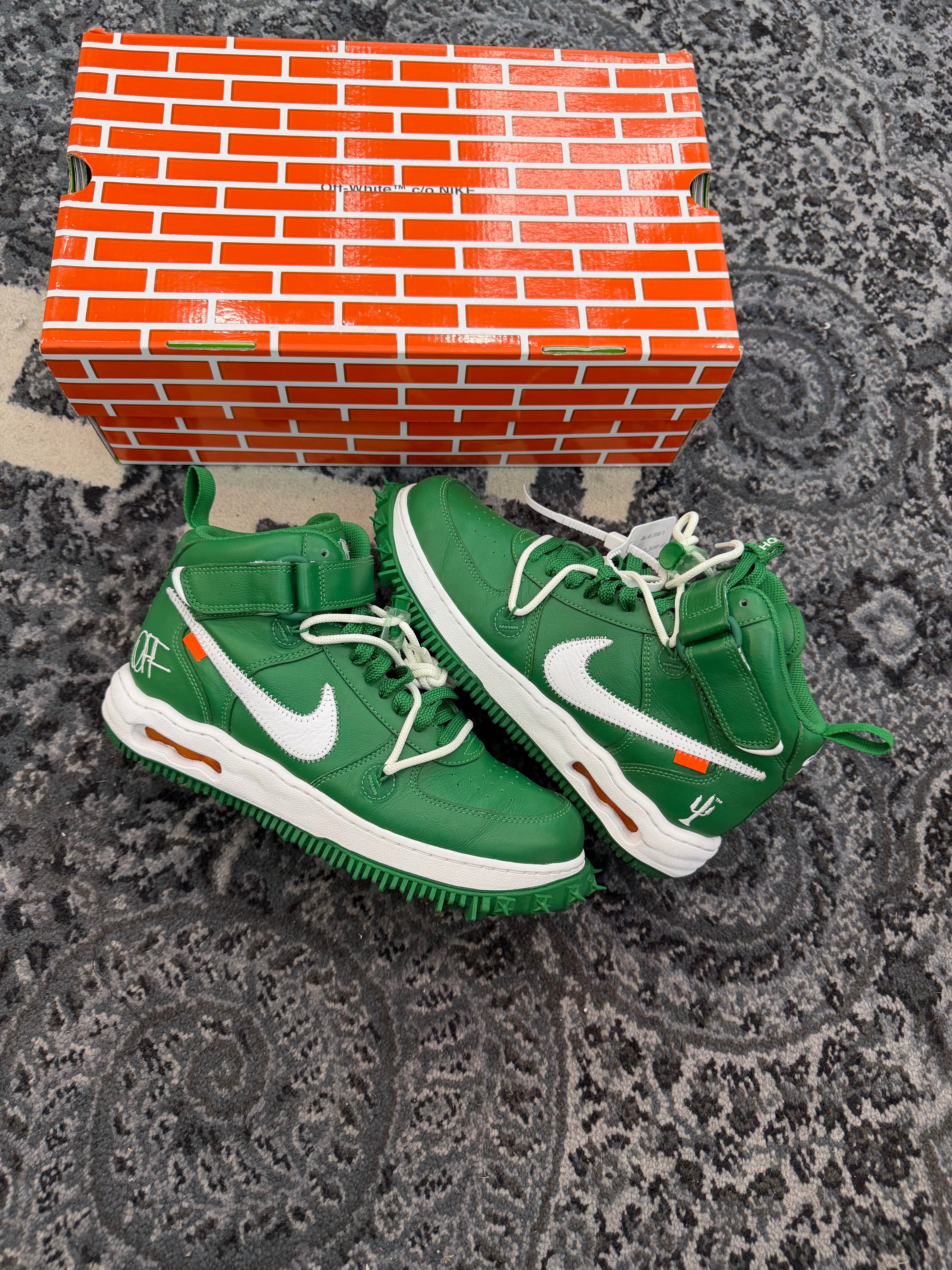 Nike Air Force 1 Mid x Off-White “Pine Green”