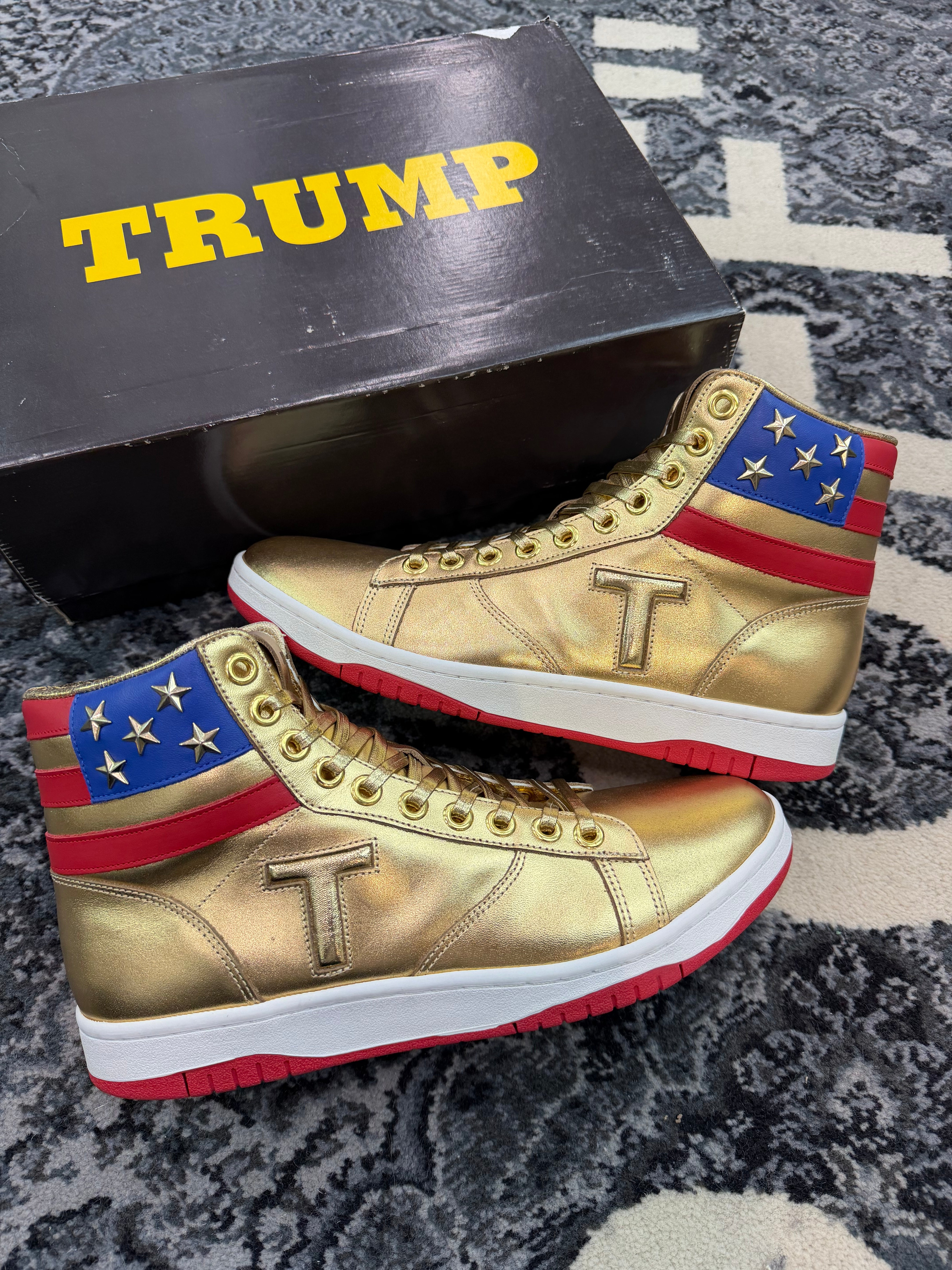Donald Trump Never Surrender Sneakers “Gold”