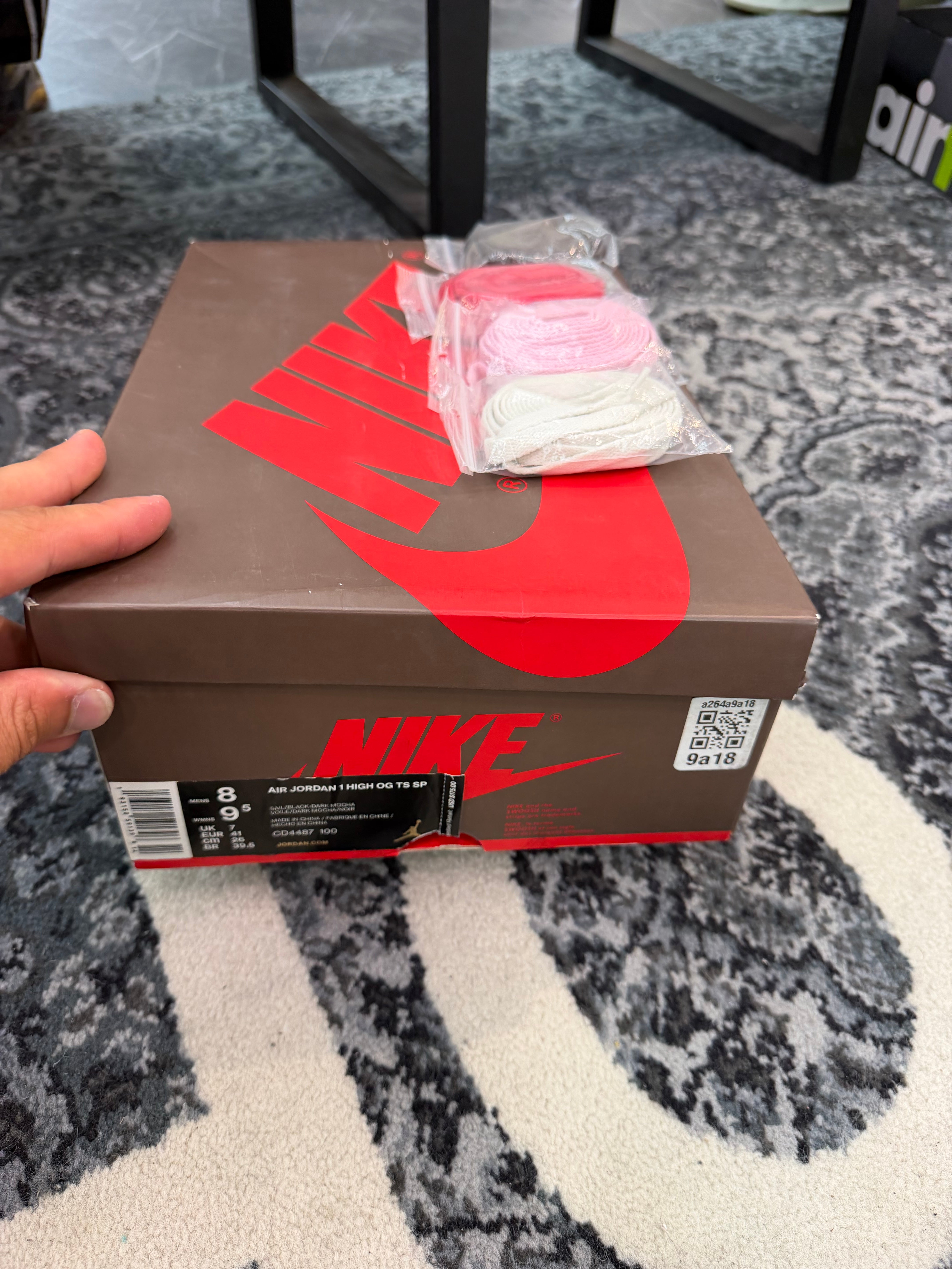 Jordan 1 High x Travis Scott “Mocha”