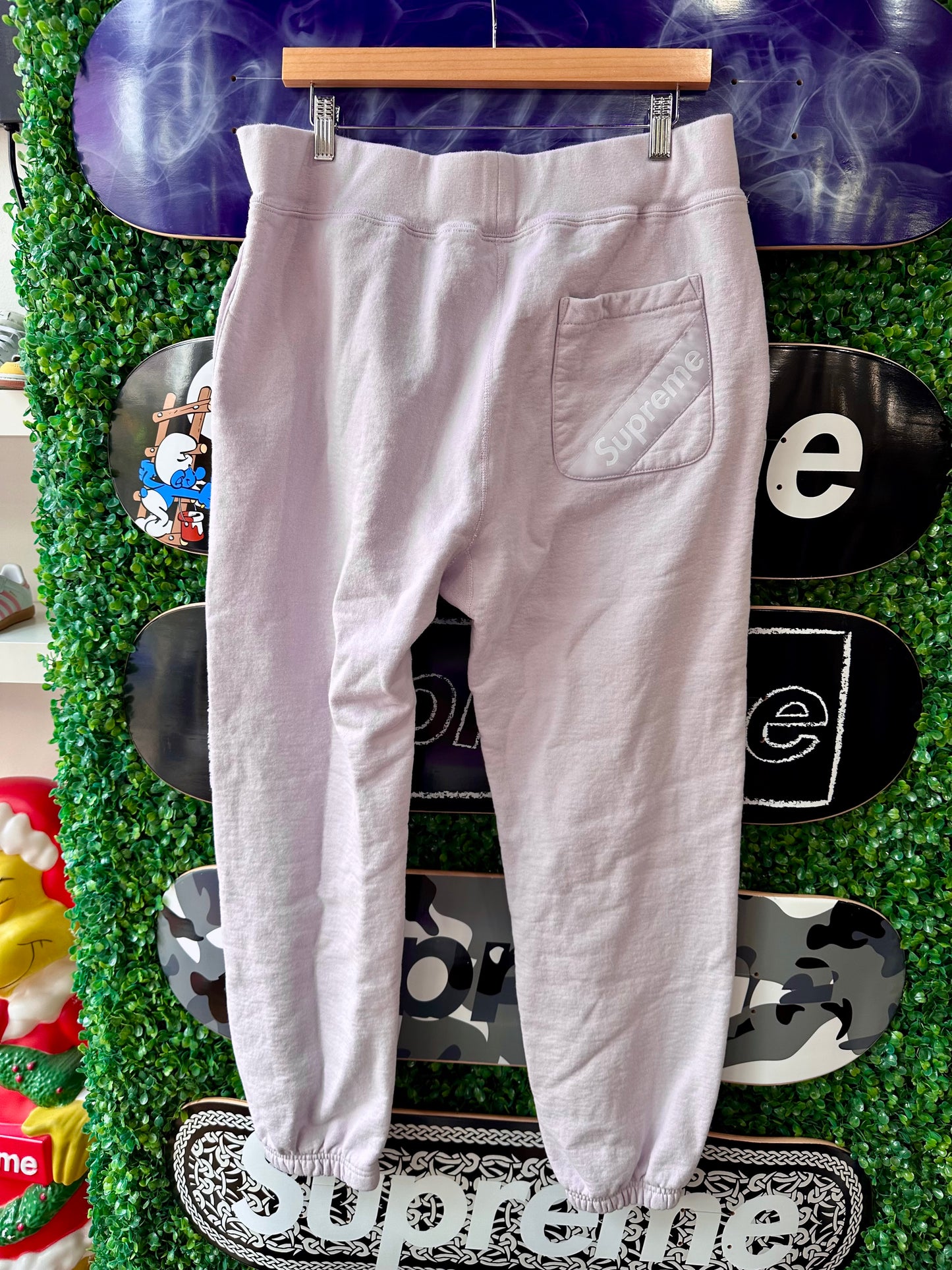 Supreme Sweatpants Pink