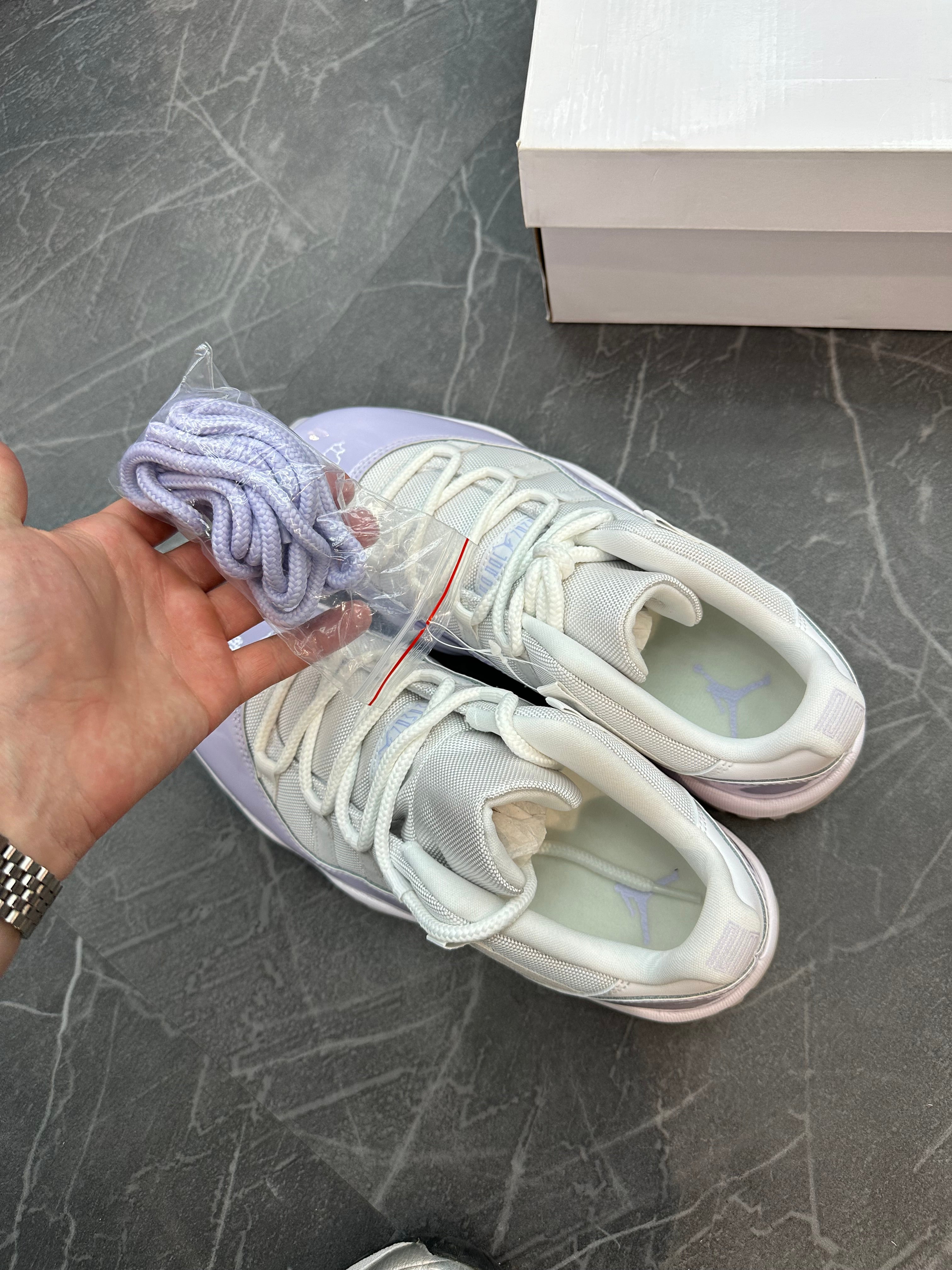 Jordan 11 Low “Pure Violet”