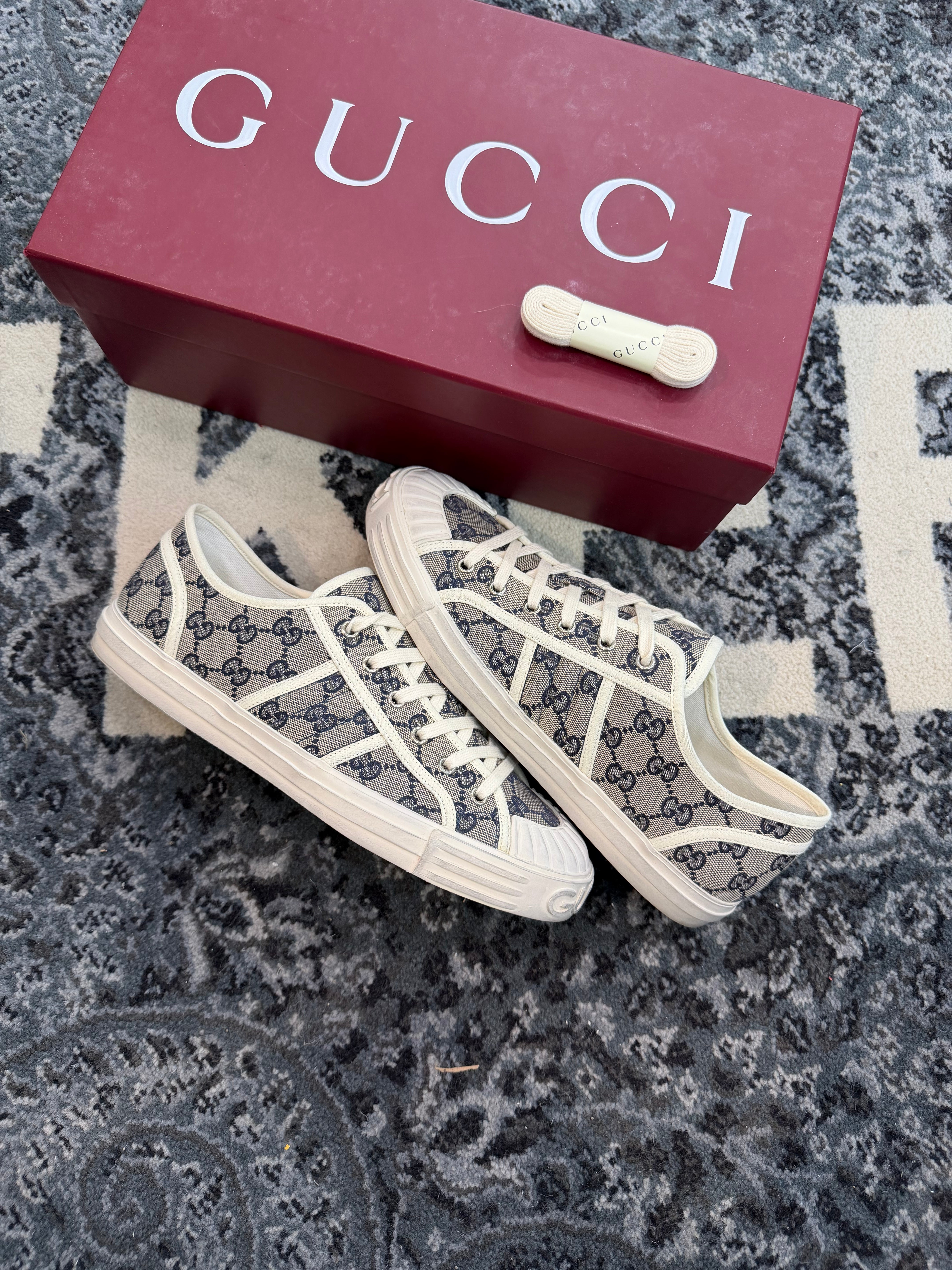 Gucci Canvas Low “Navy Beige”