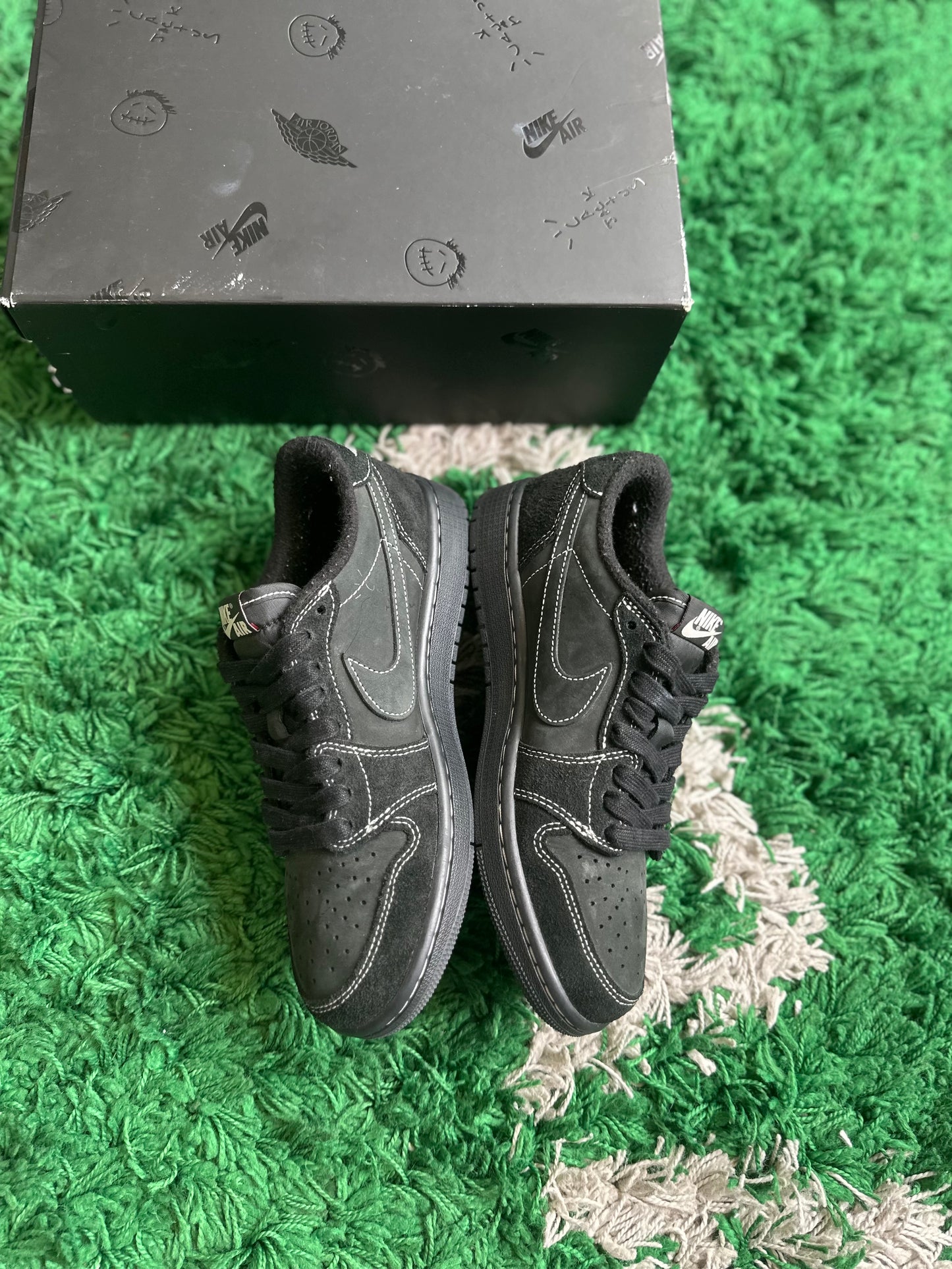 Jordan 1 Low x Travis Scott “Phantom”