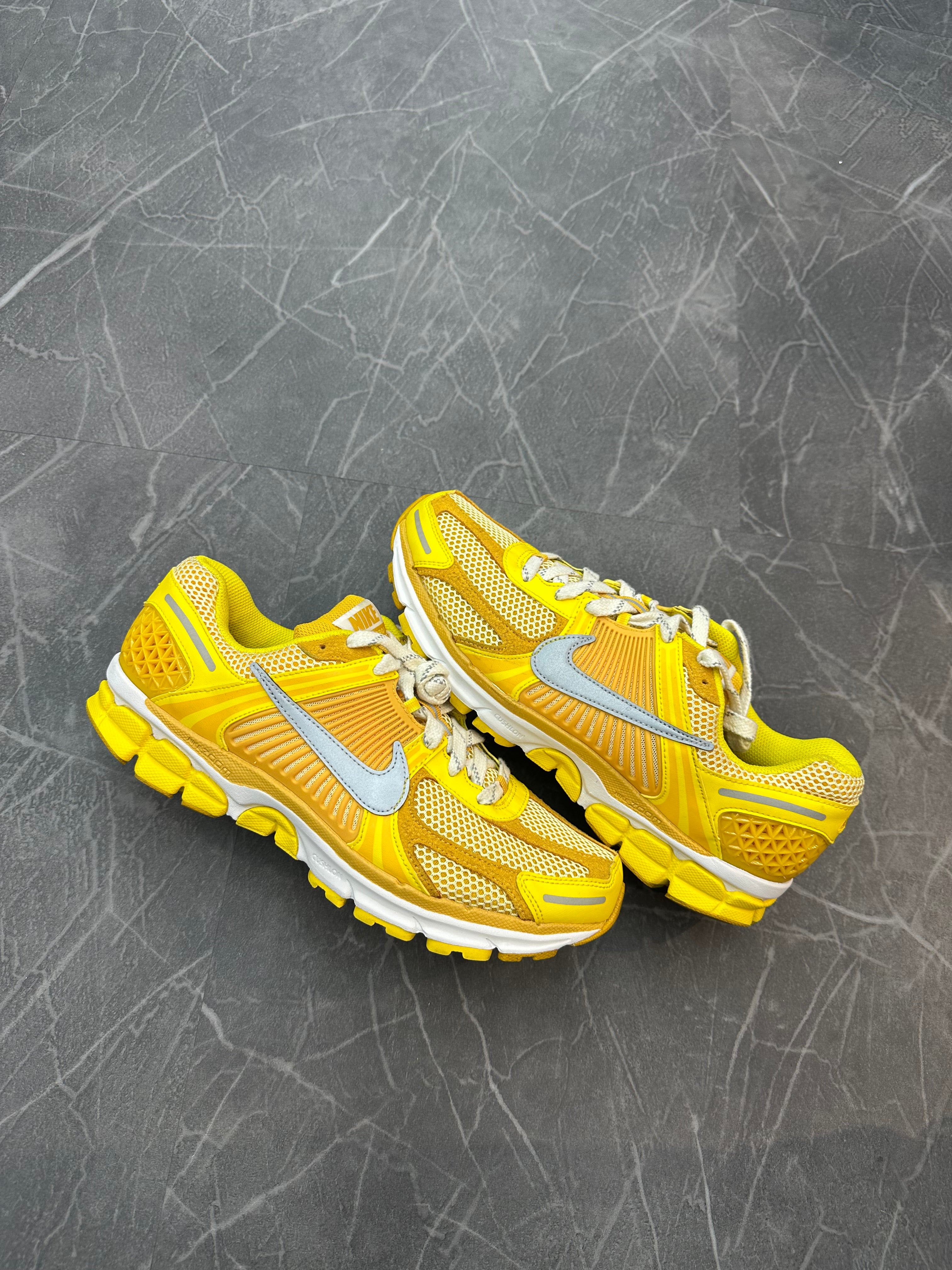 Nike Vomero 5 Yellow Ochre