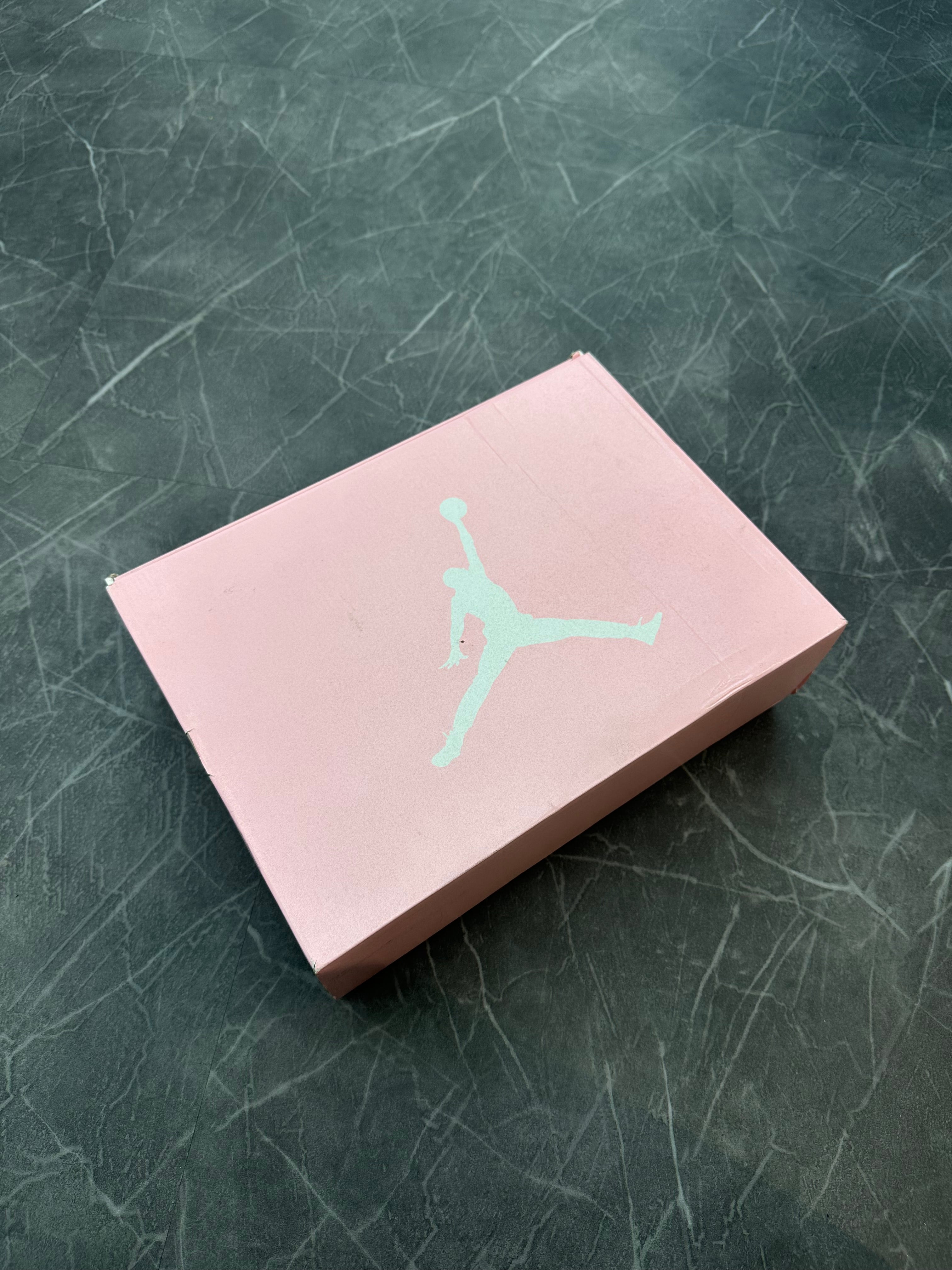 Jordan 5 “Medium Soft Pink”