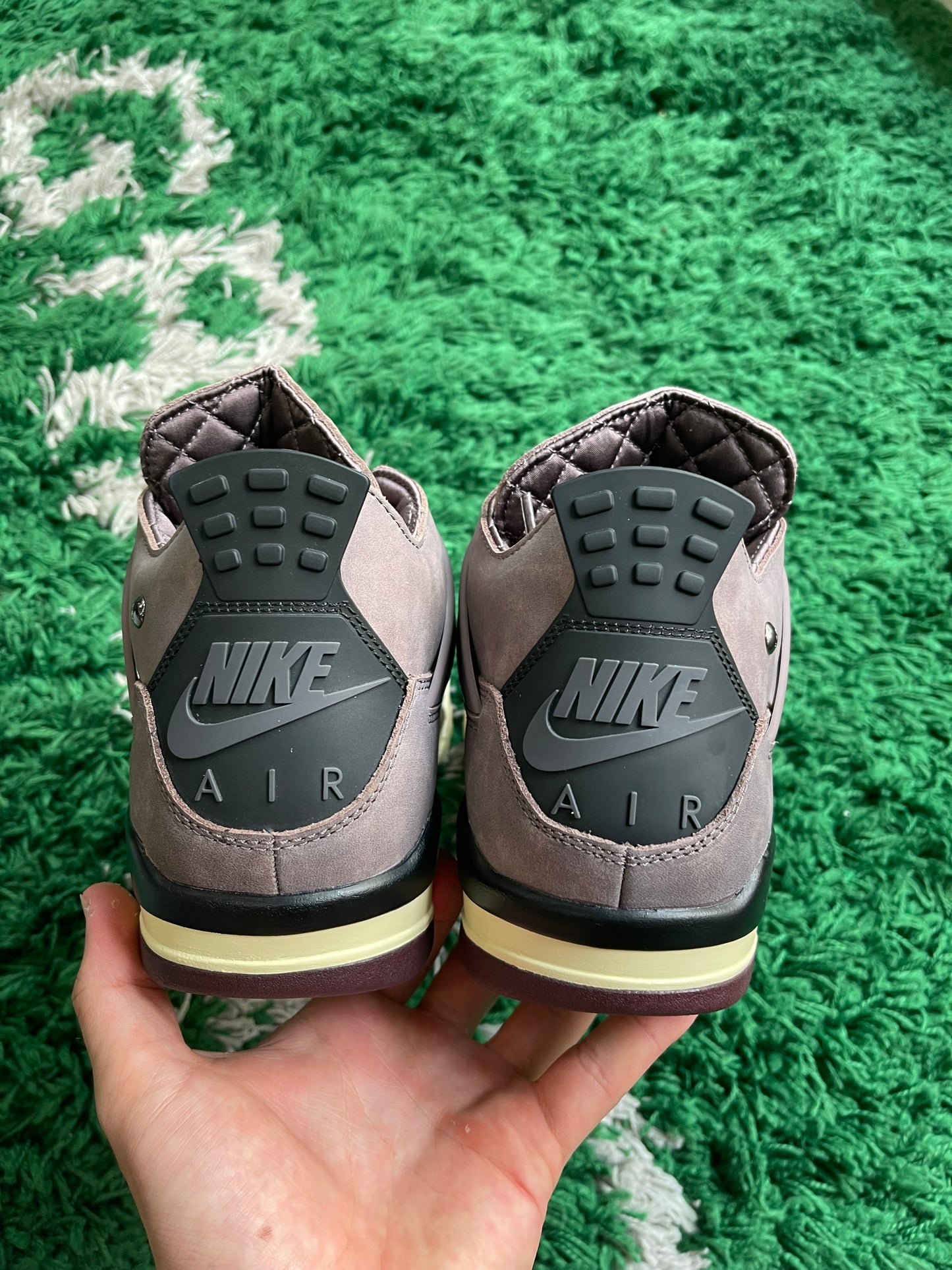 Jordan 4 x A Ma Maniere “Violet Ore”