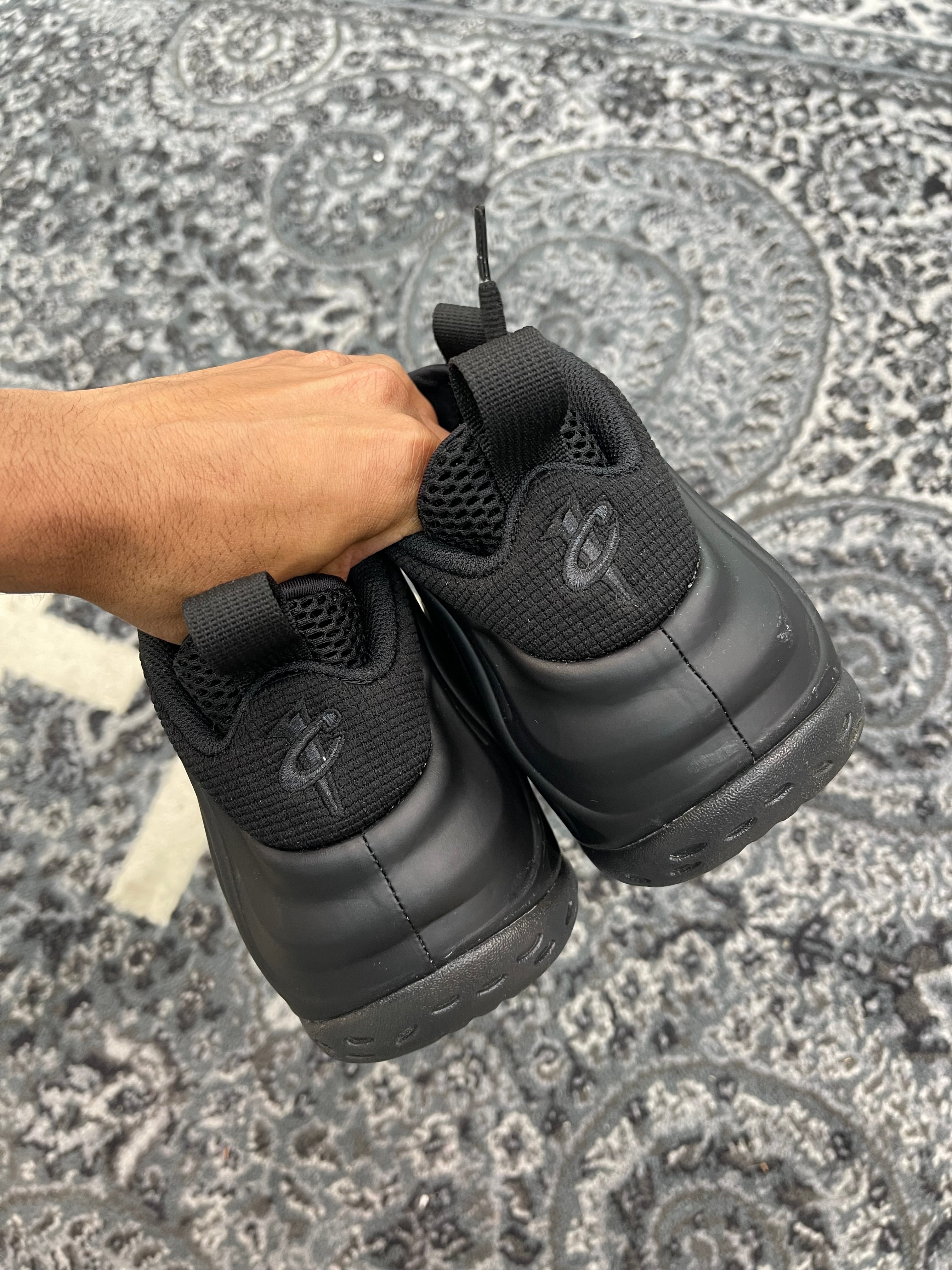 Nike Foamposite One “Anthracite”