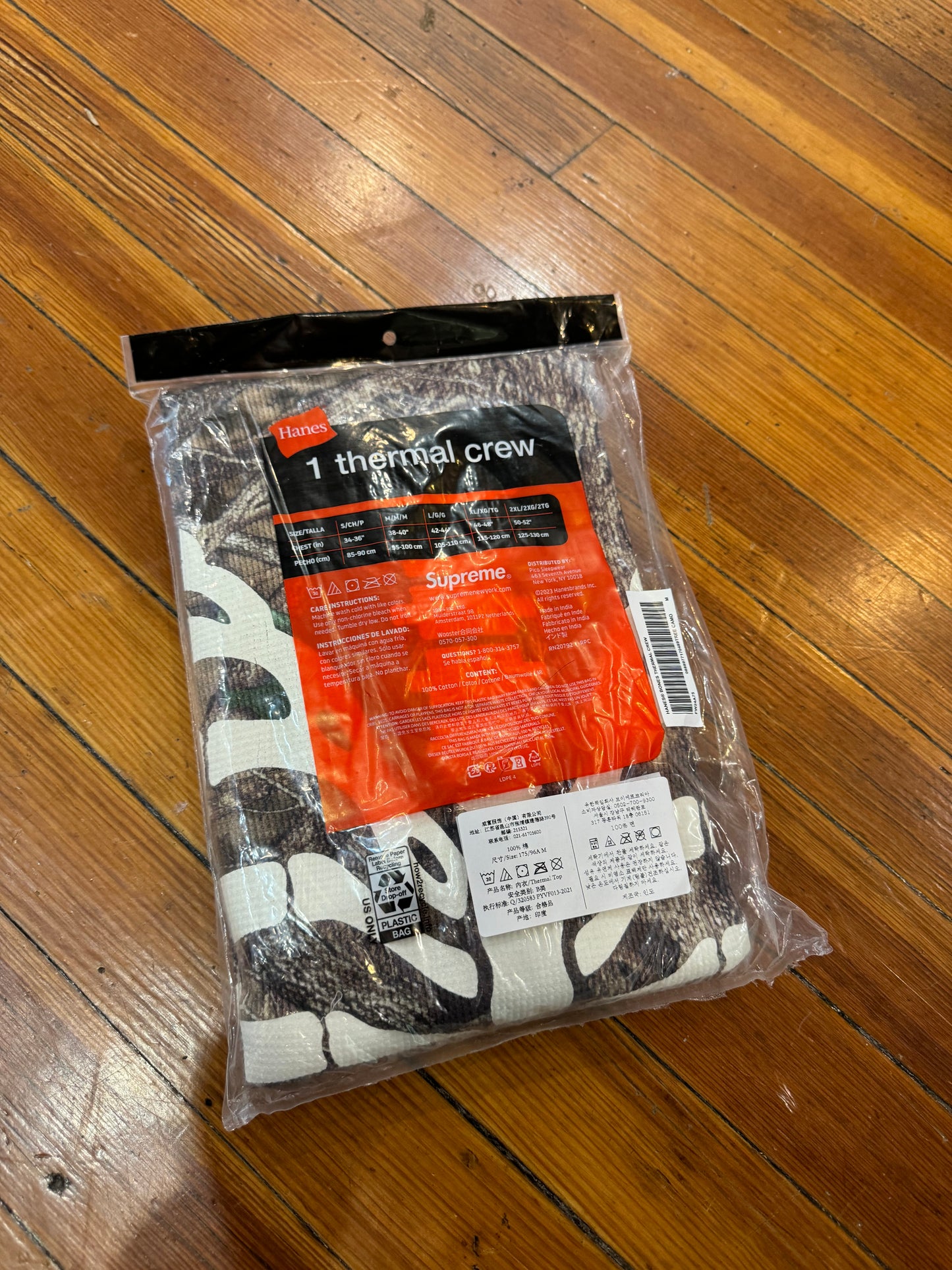 Supreme Hanes Bones Thermal Crew “Camo”