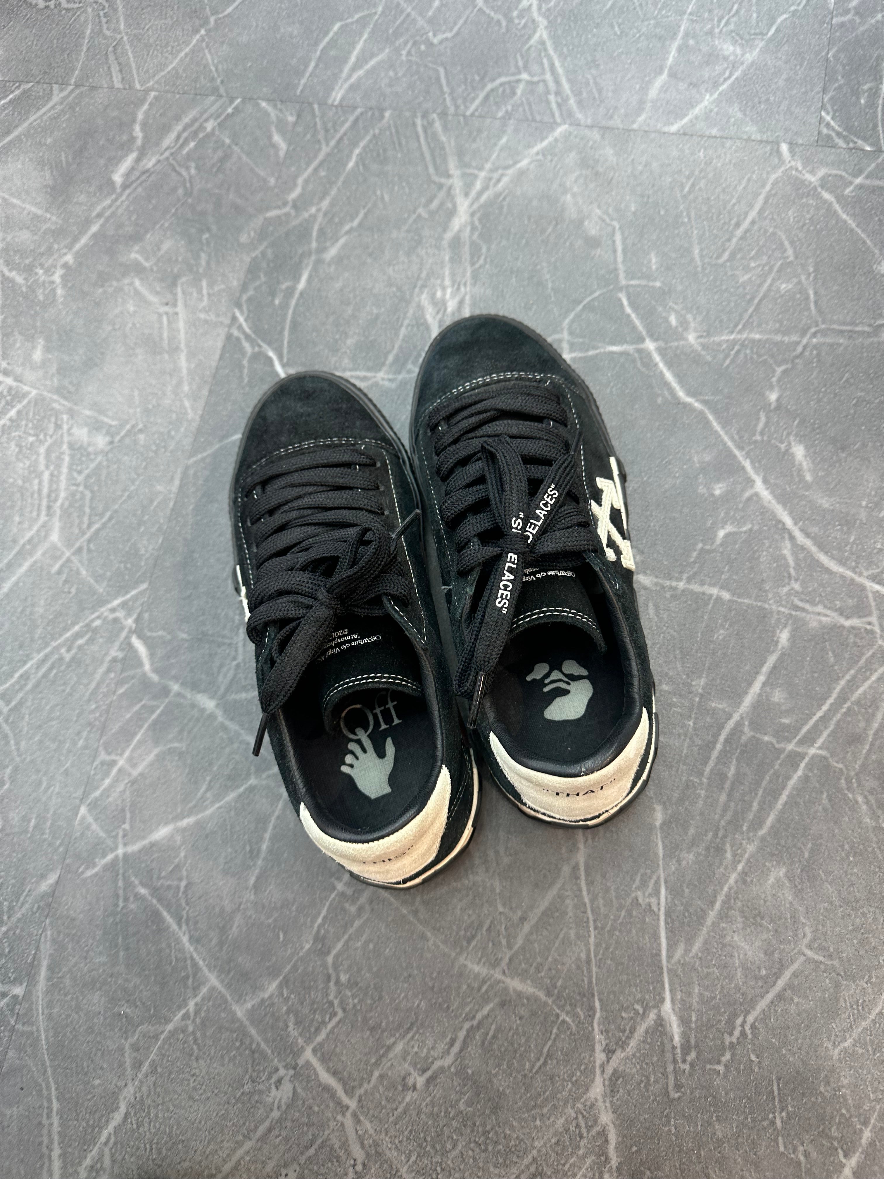 Off-White Vulc “Black White”