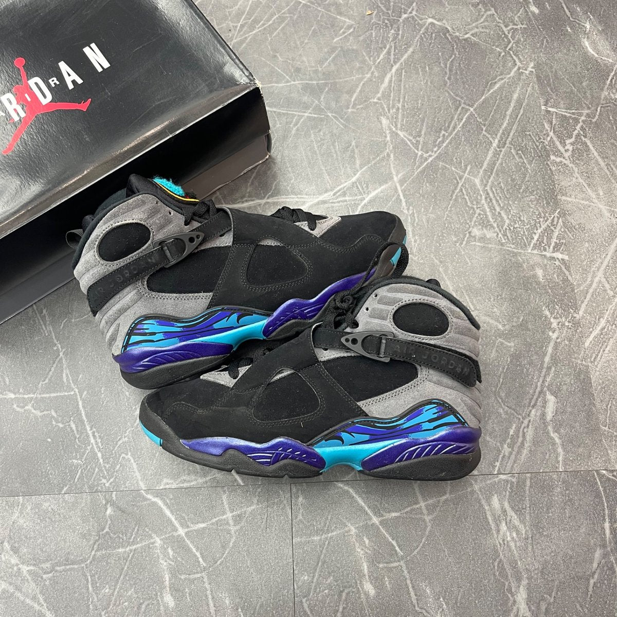 Jordan 8 Retro Aqua (2025) (Size 8) (Lightly Worn)