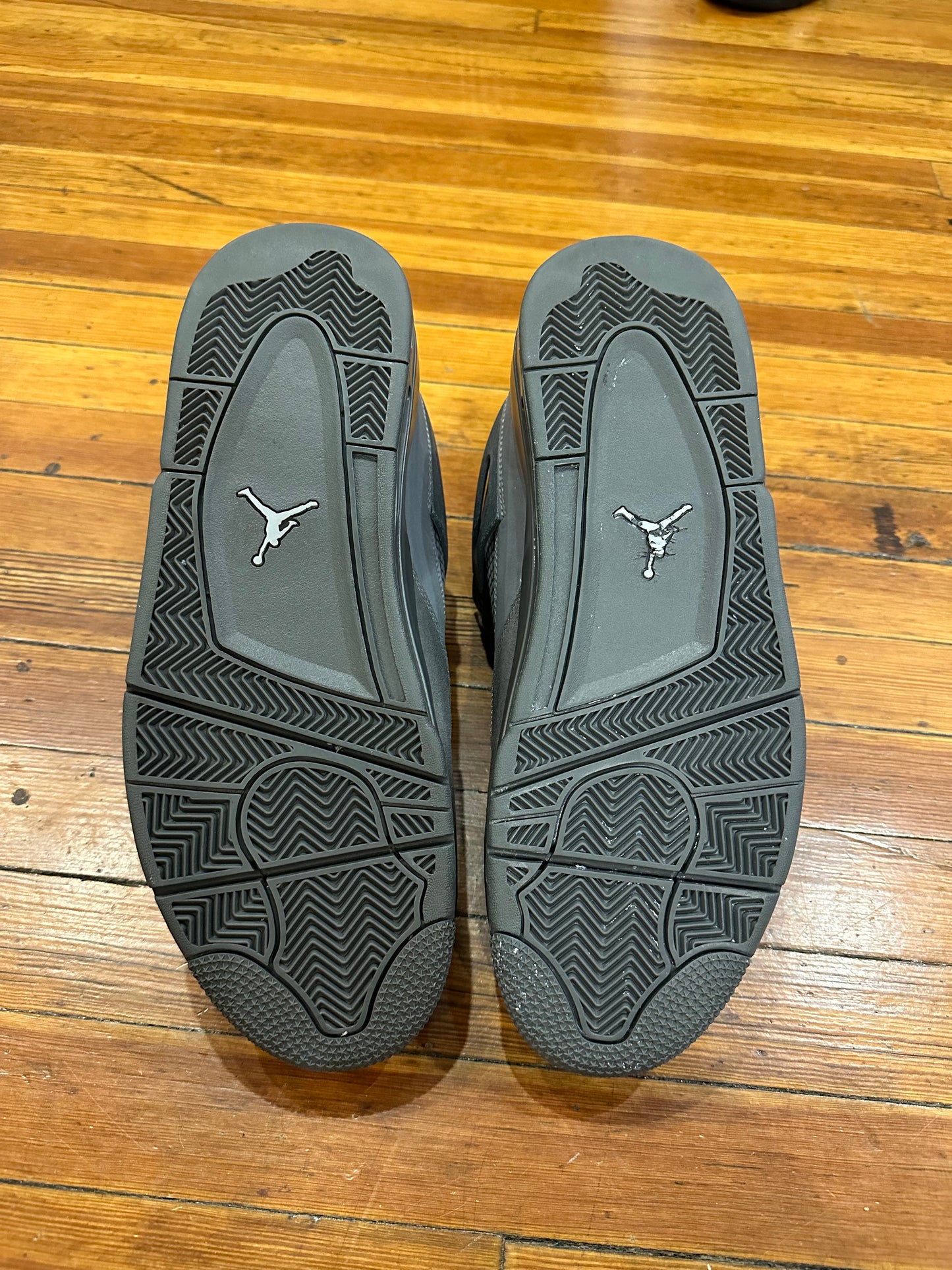 Jordan 4 “Wet Cement”