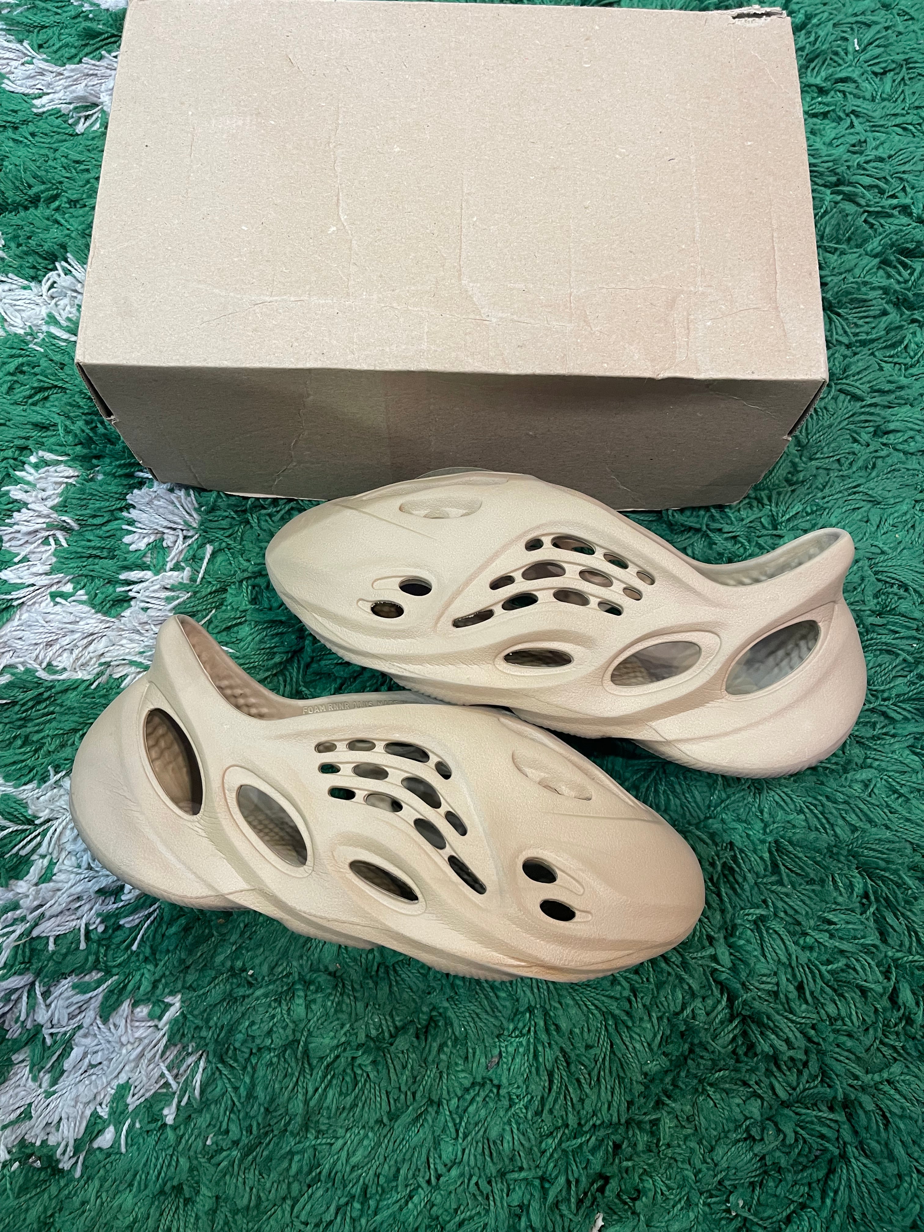 Yeezy Foam Runner “Ochre”