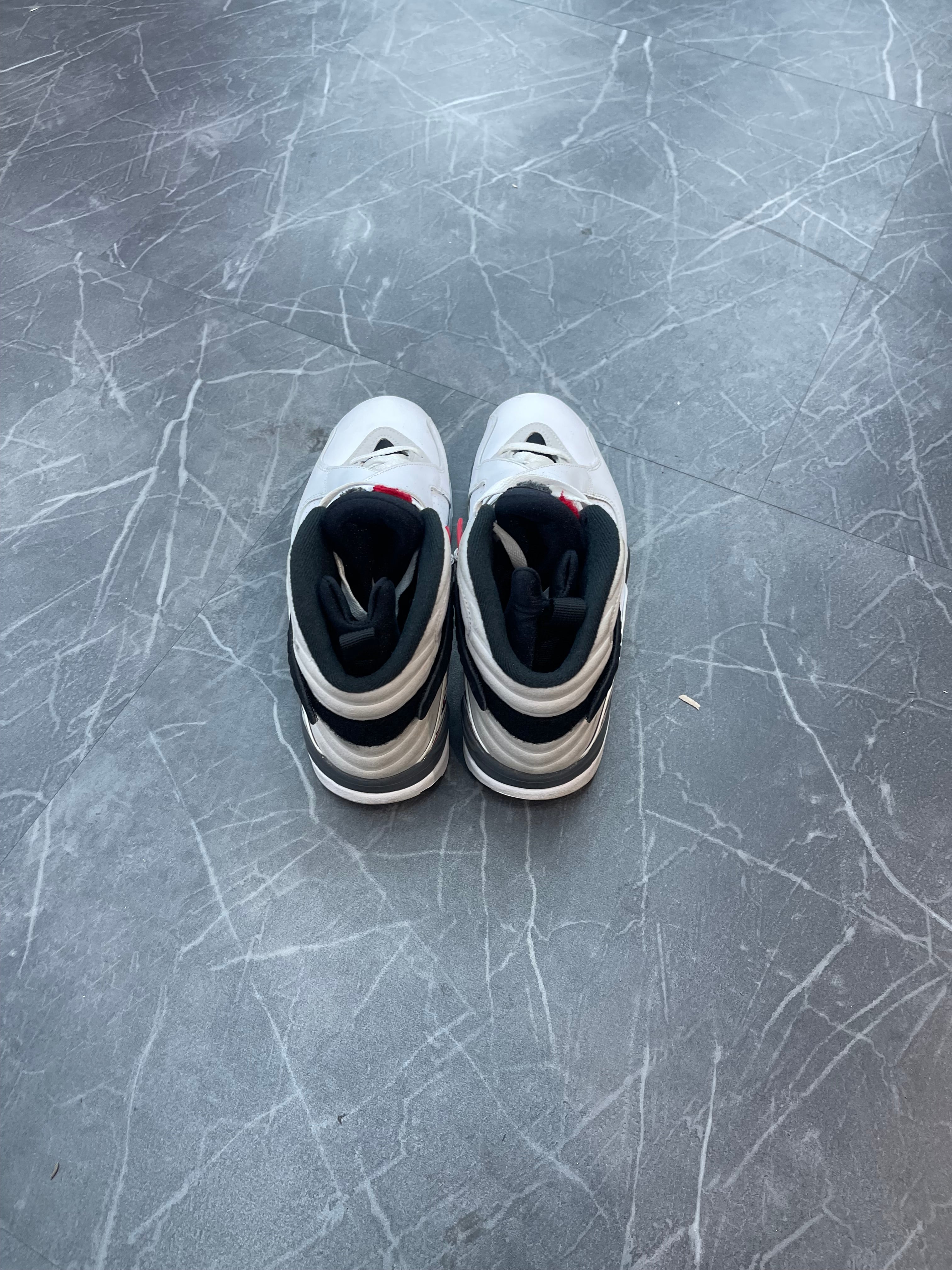 Jordan 8 “White True Red”