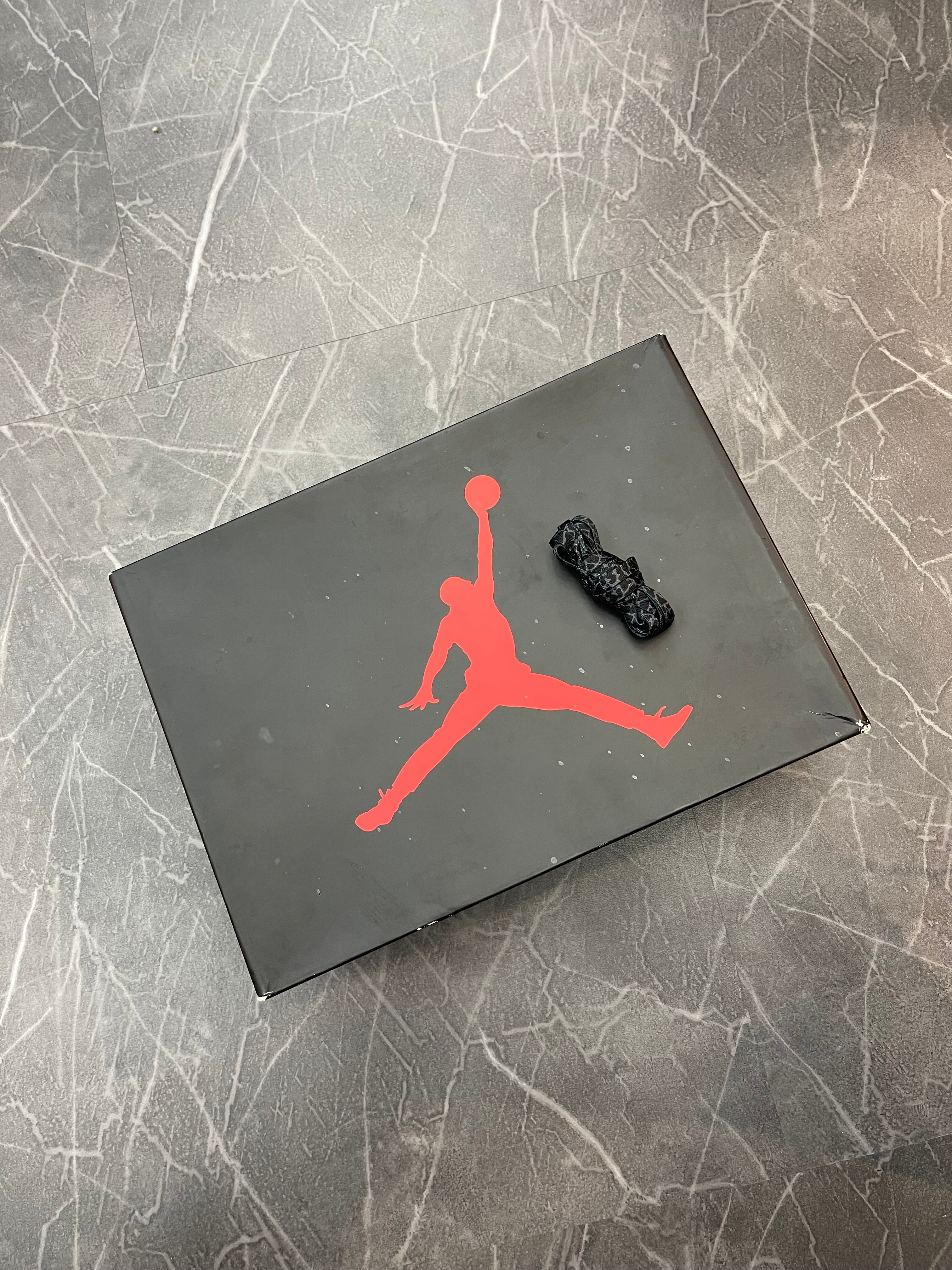 Jordan 3 “Black Cat”