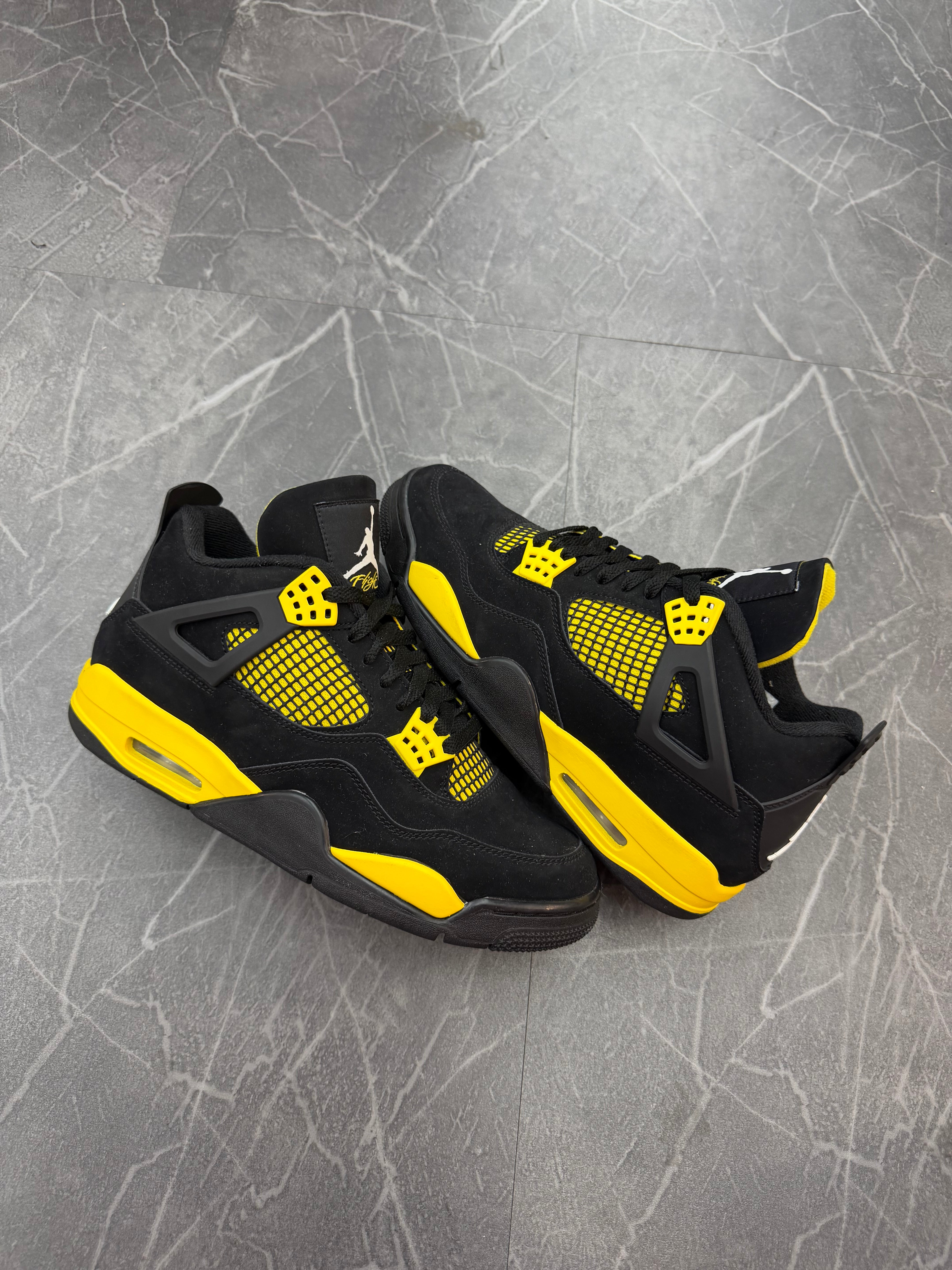 Jordan 4 “Thunder”