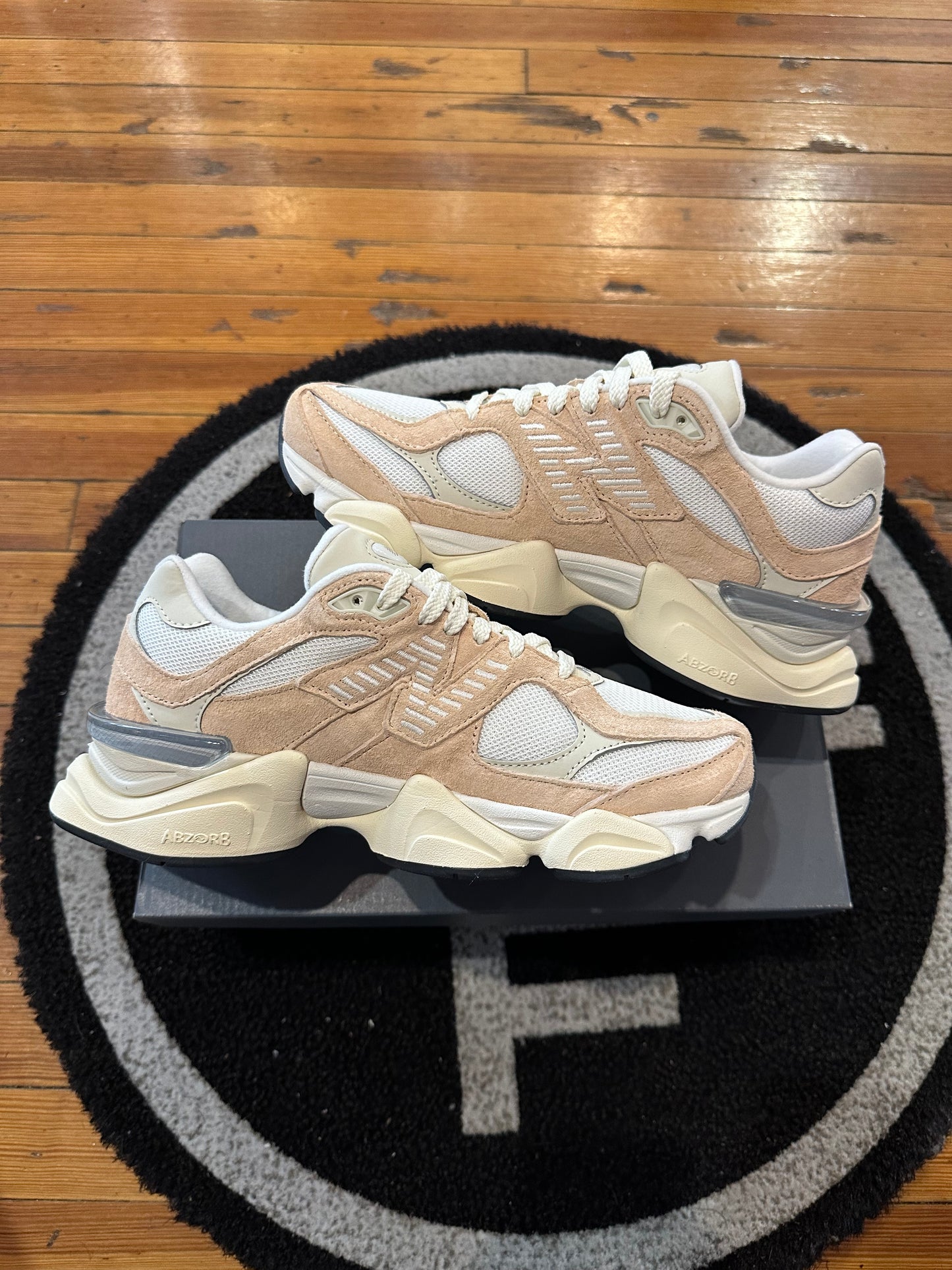 New Balance 9060 “Vintage Rose”